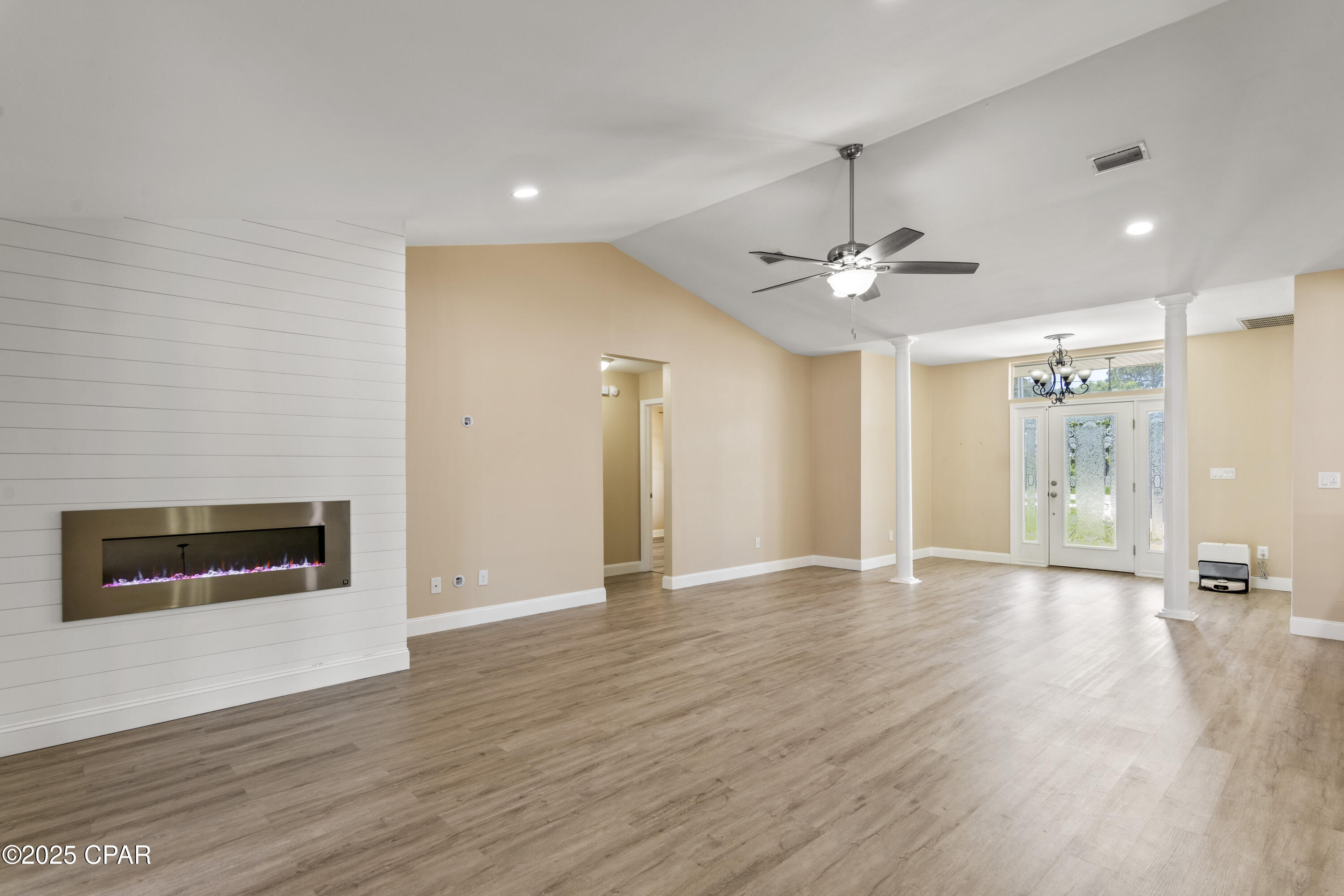 Image 8 For 468 Forest Shore Drive