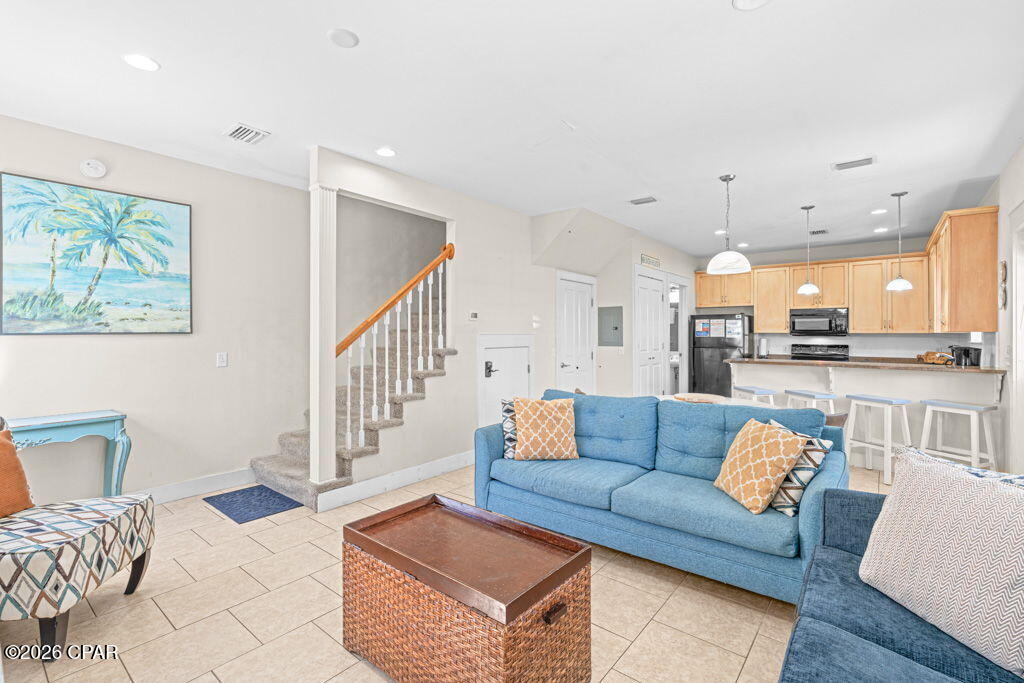 Image 6 For 8410 Thomas Drive 6