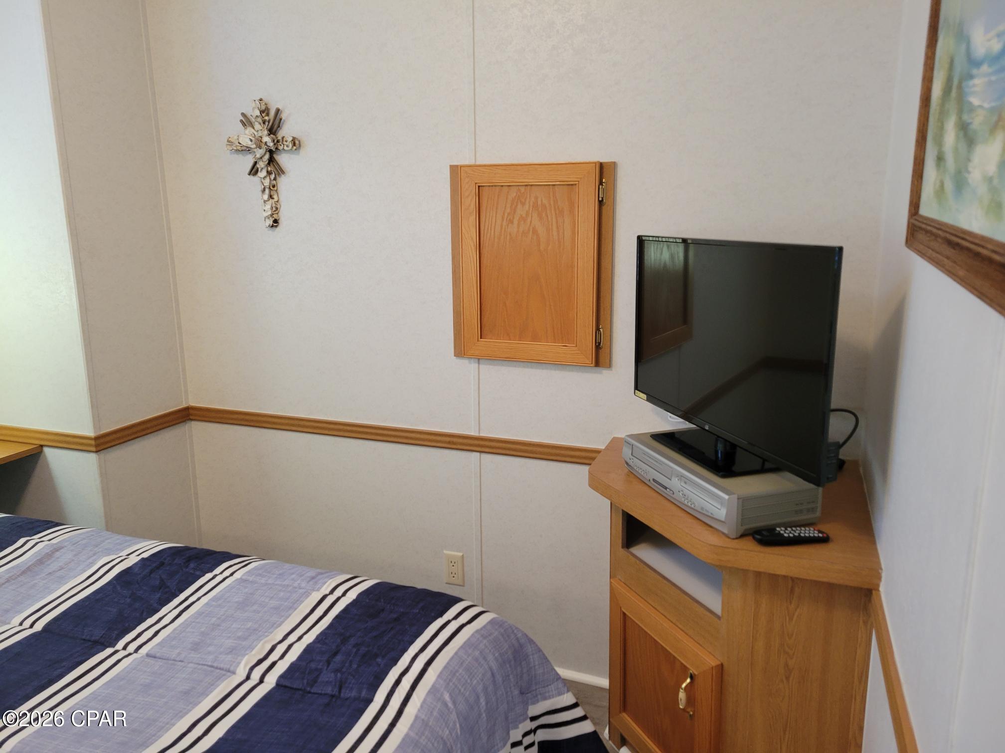 Image 20 For 1219 Navy Boulevard 119