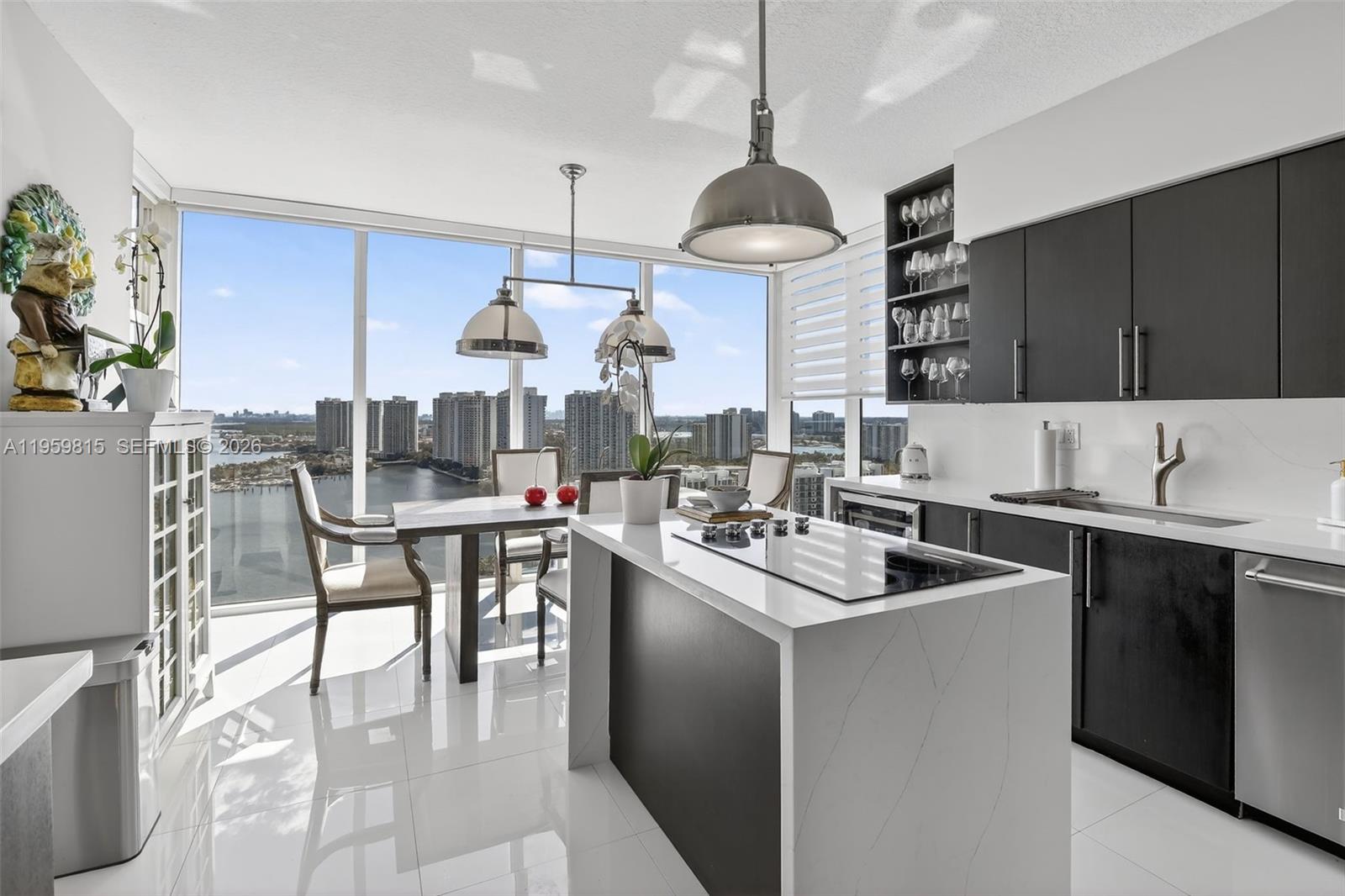 100 Hidden Bay Condo