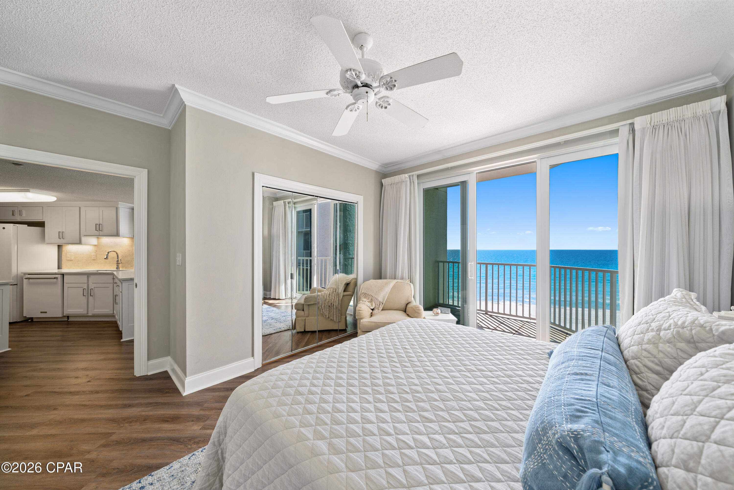 Image 4 For 4421 Thomas Drive 602