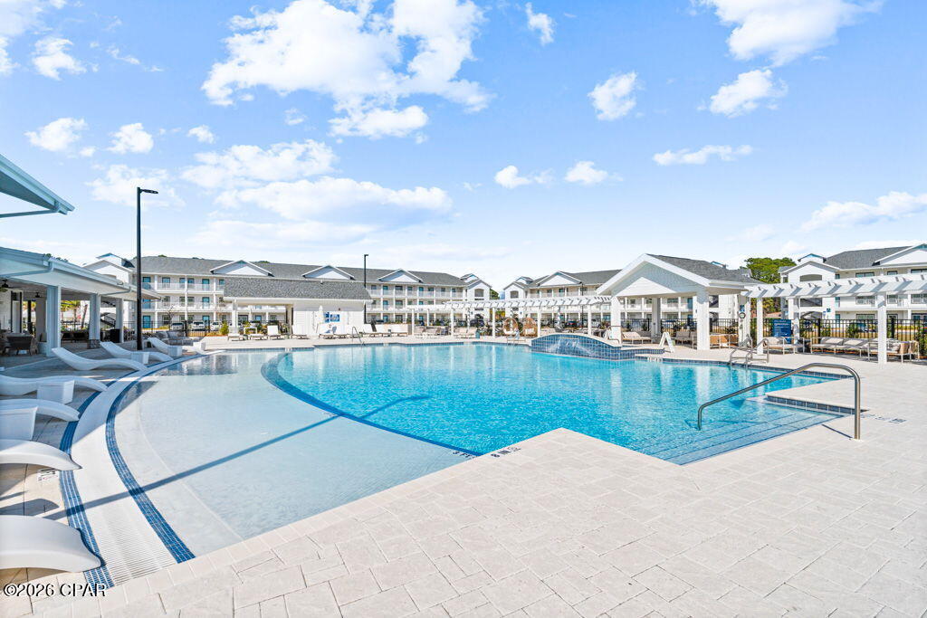 Listing photo id 15 for 2105 Avensong Lane C104