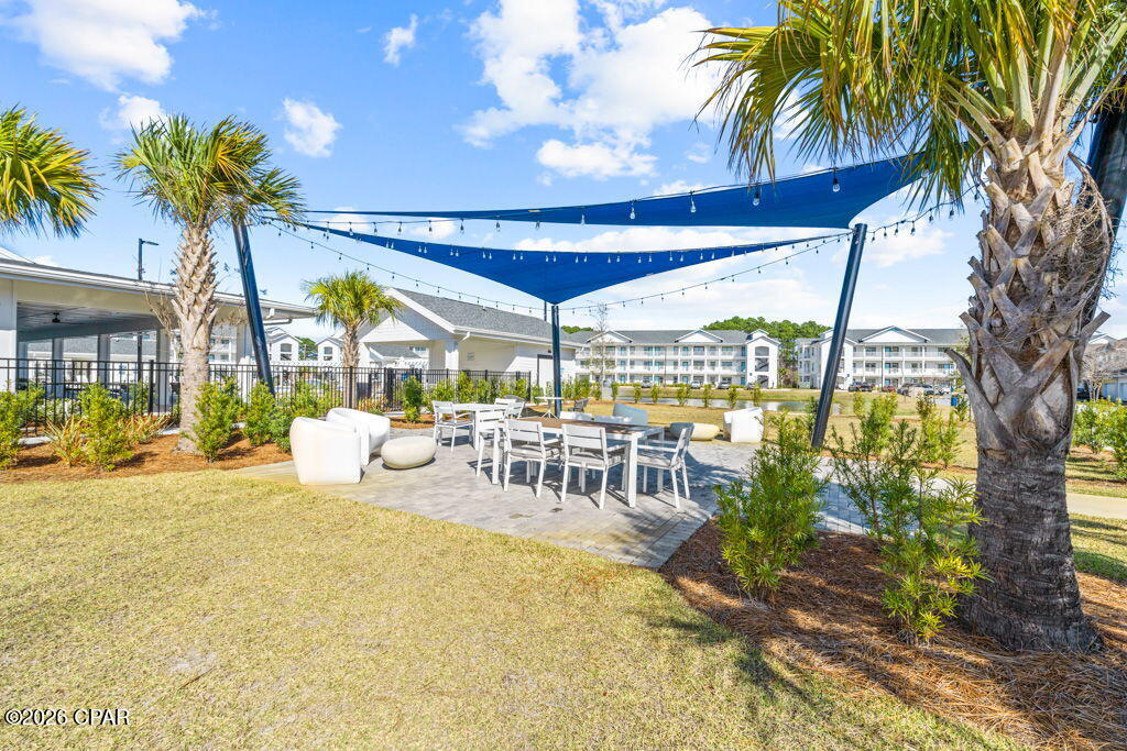 Listing photo id 17 for 2105 Avensong Lane C104