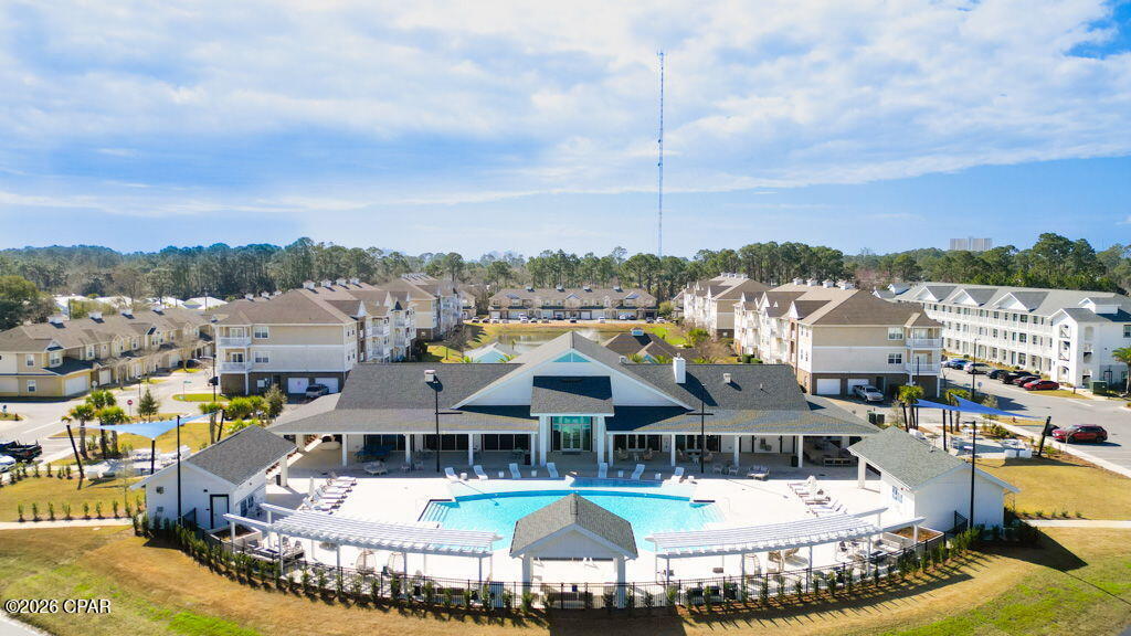 Listing photo id 5 for 2105 Avensong Lane C104