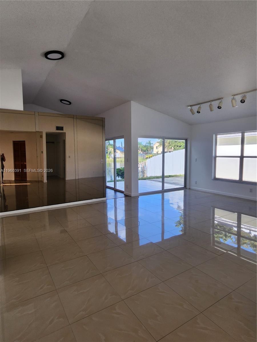 Homes for sale in Cooper City, FL | 9711 Sw 57Th St, Cooper City, FL 33328 | MLS# A11960391