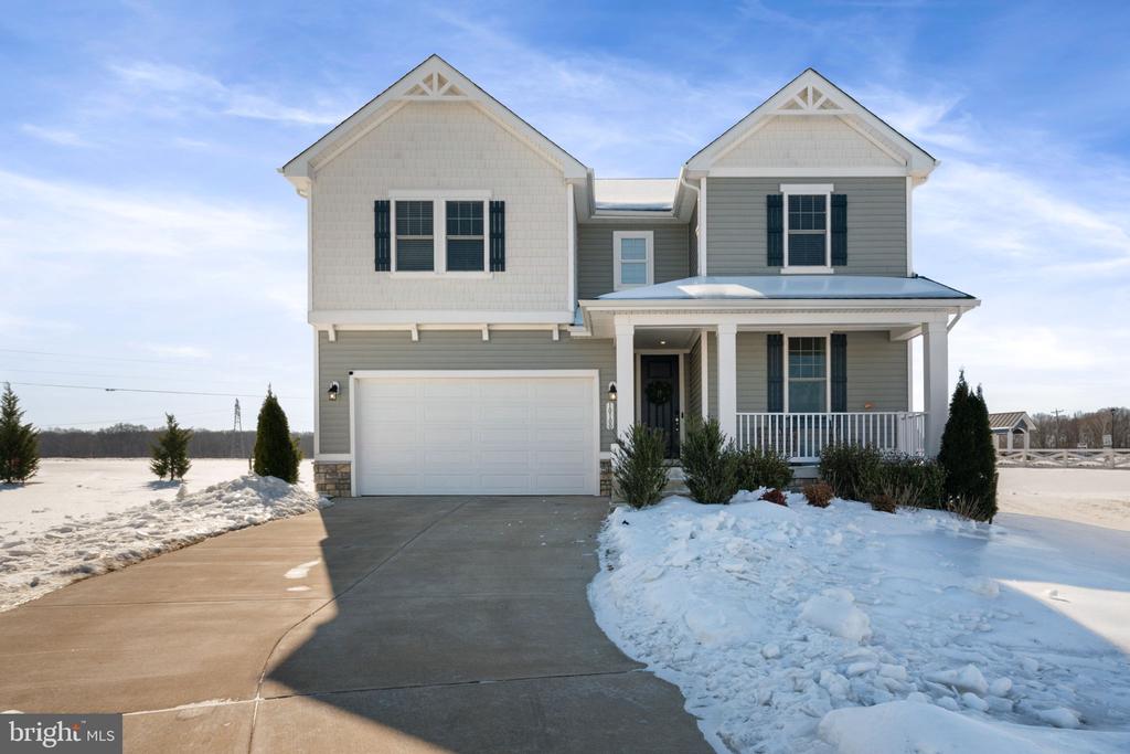 listing main picture