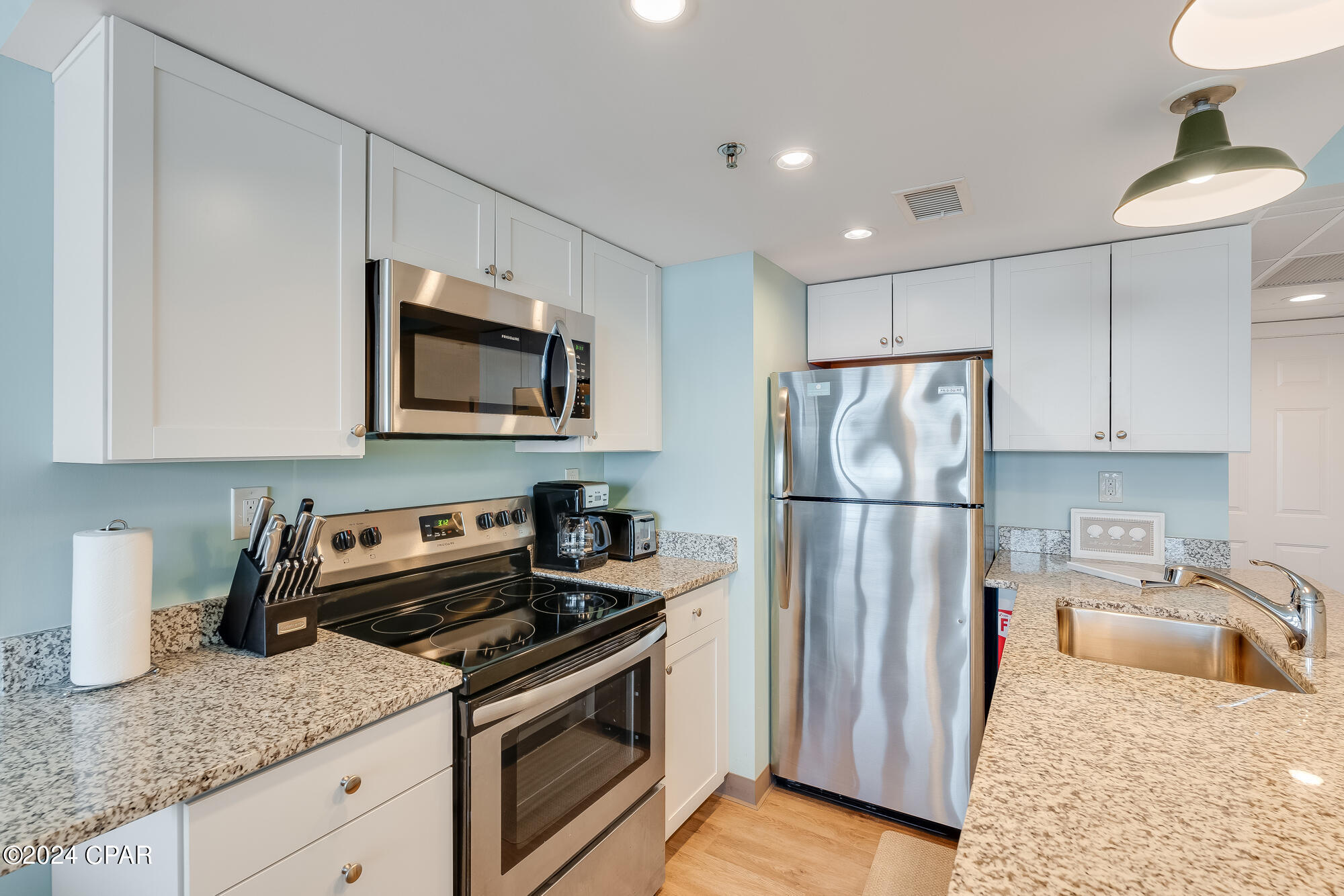 Image 10 For 9850 Thomas Drive 111e