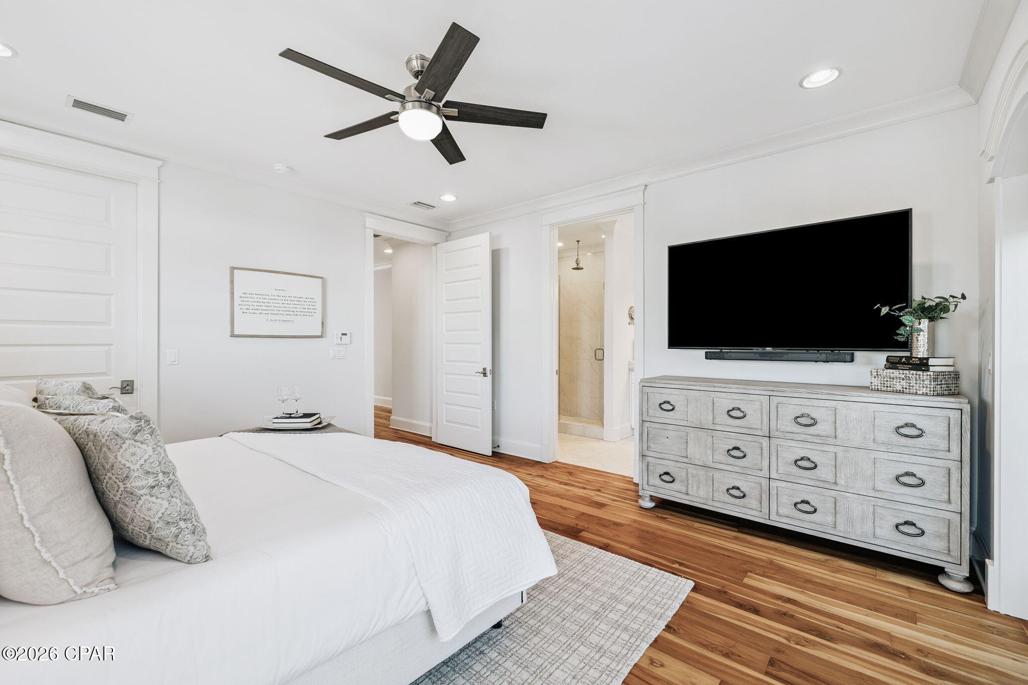 Image 31 For 59 Pleasant Street