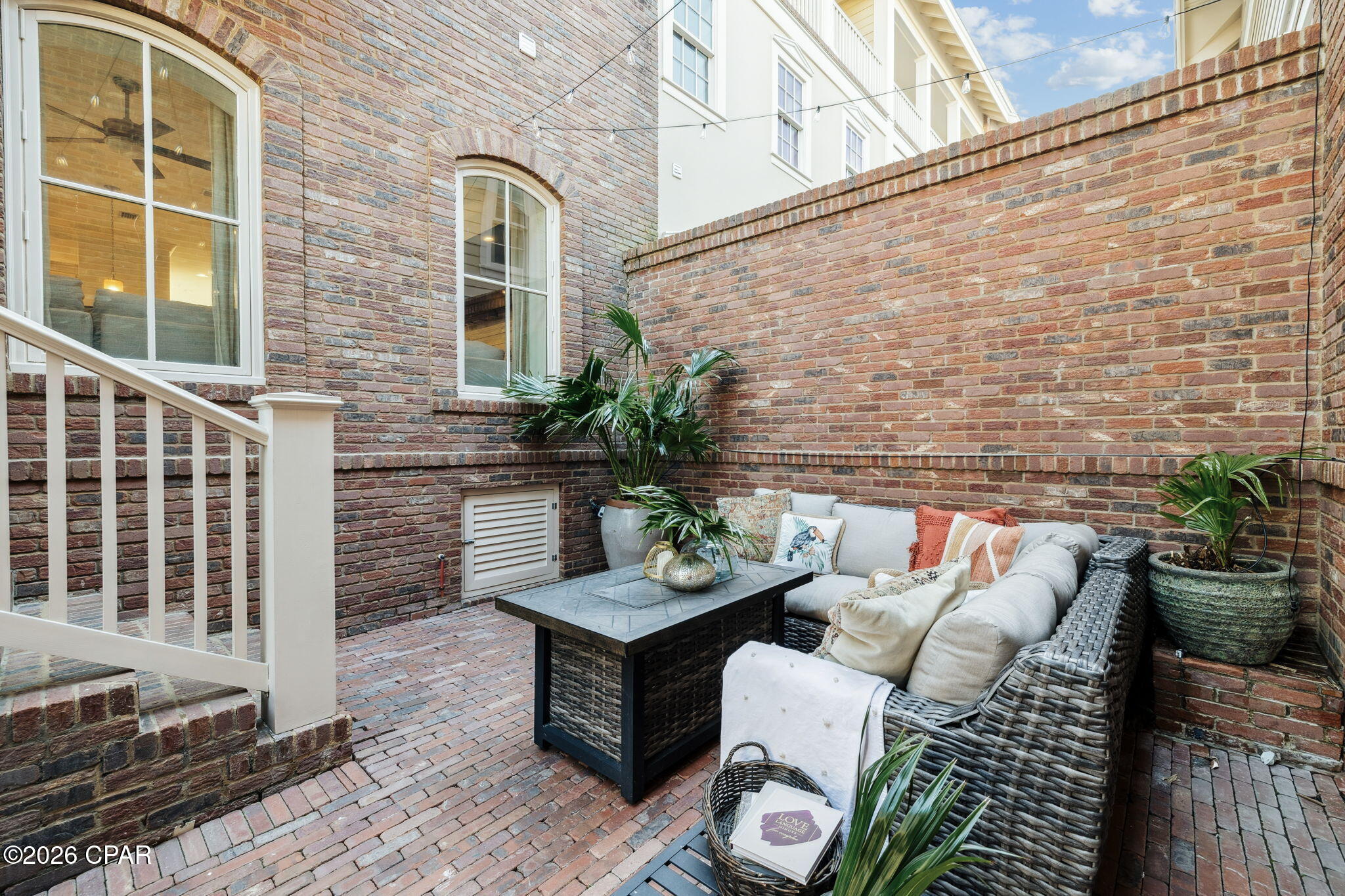 Image 56 For 59 Pleasant Street