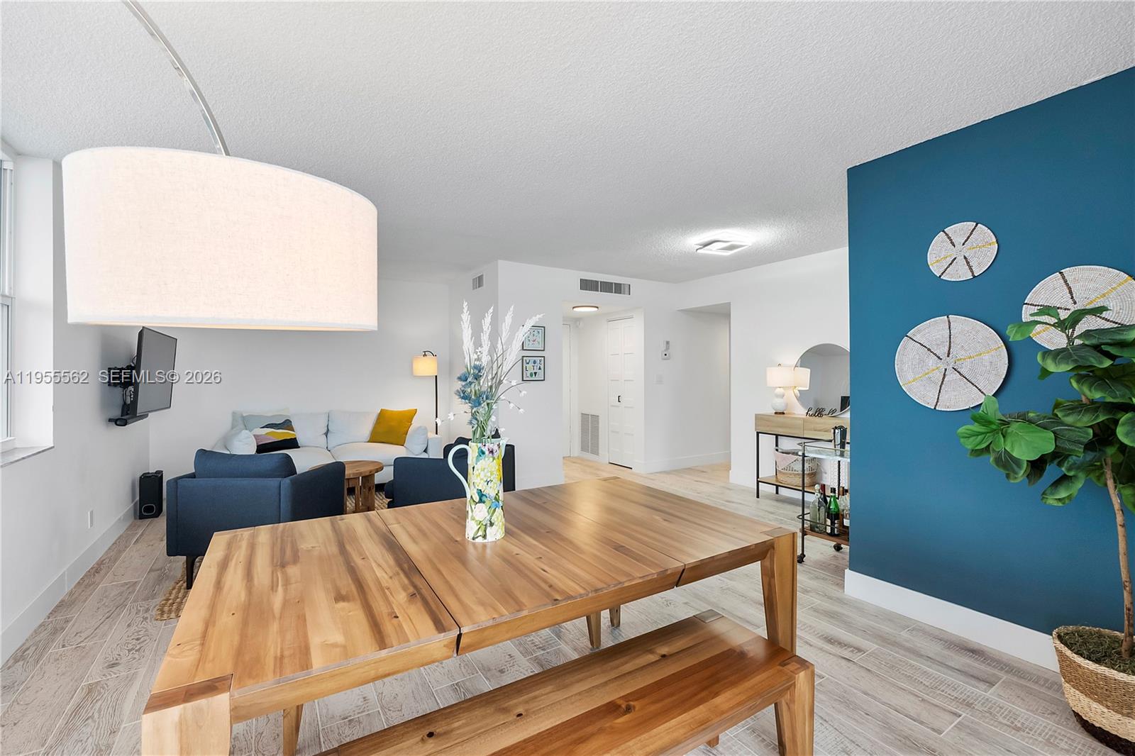 Hillsboro Light Towers Co