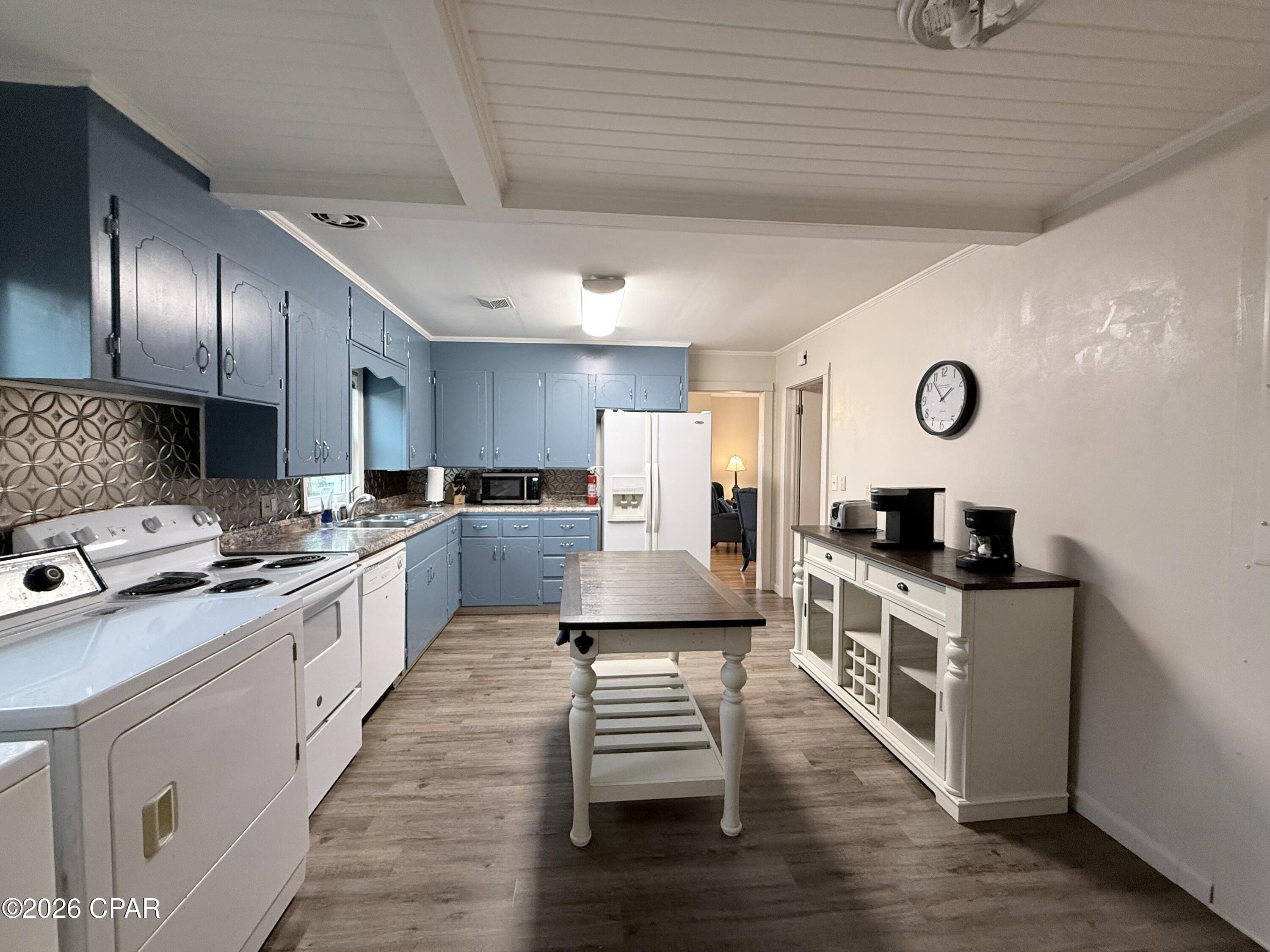 Image 12 For 4327 8th Avenue