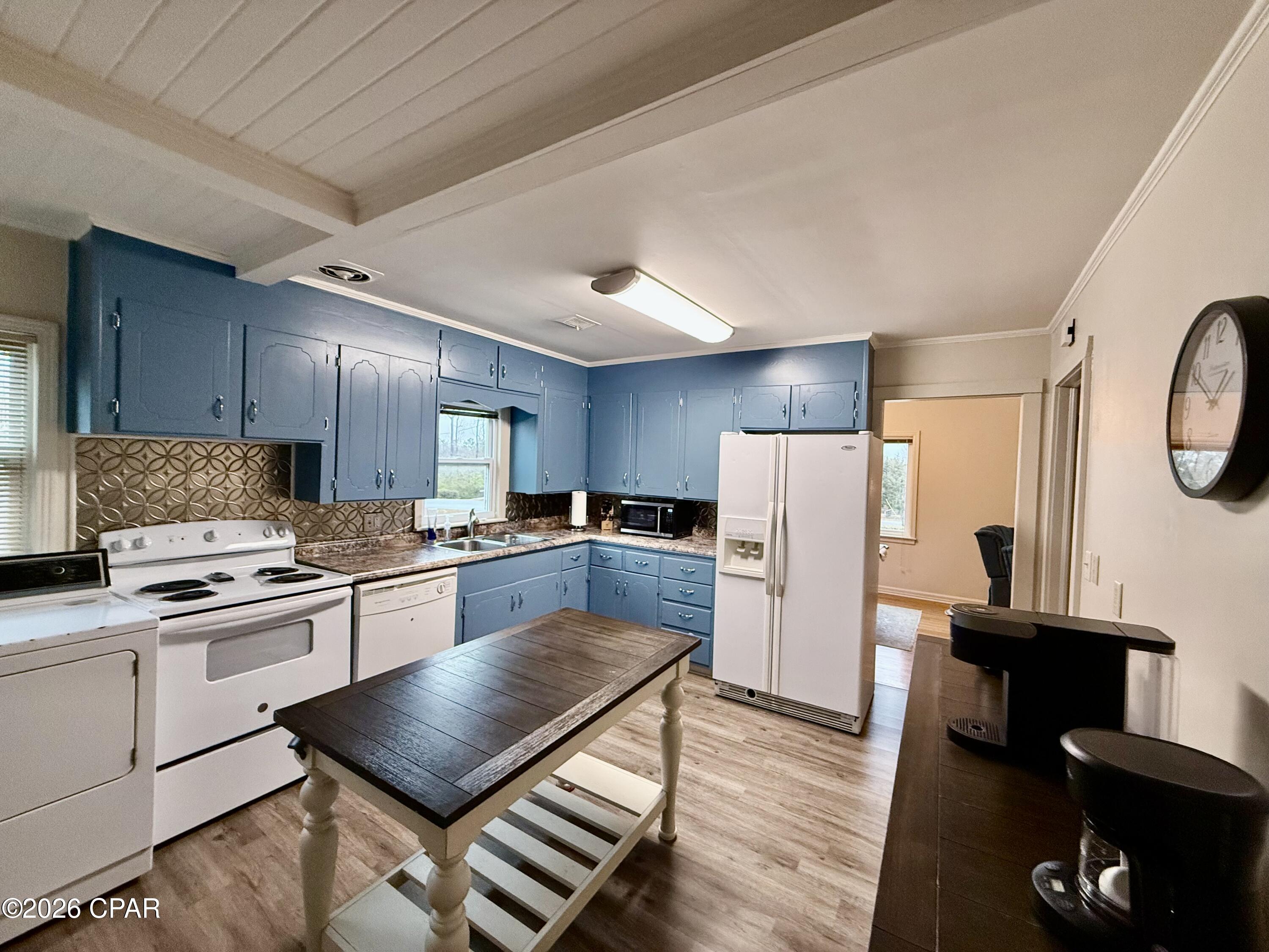 Image 3 For 4327 8th Avenue