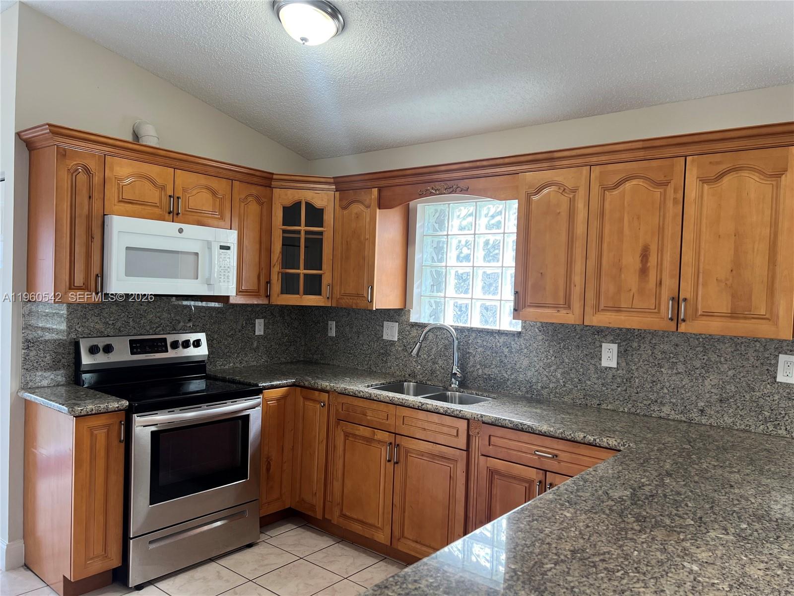 Property photo # 7