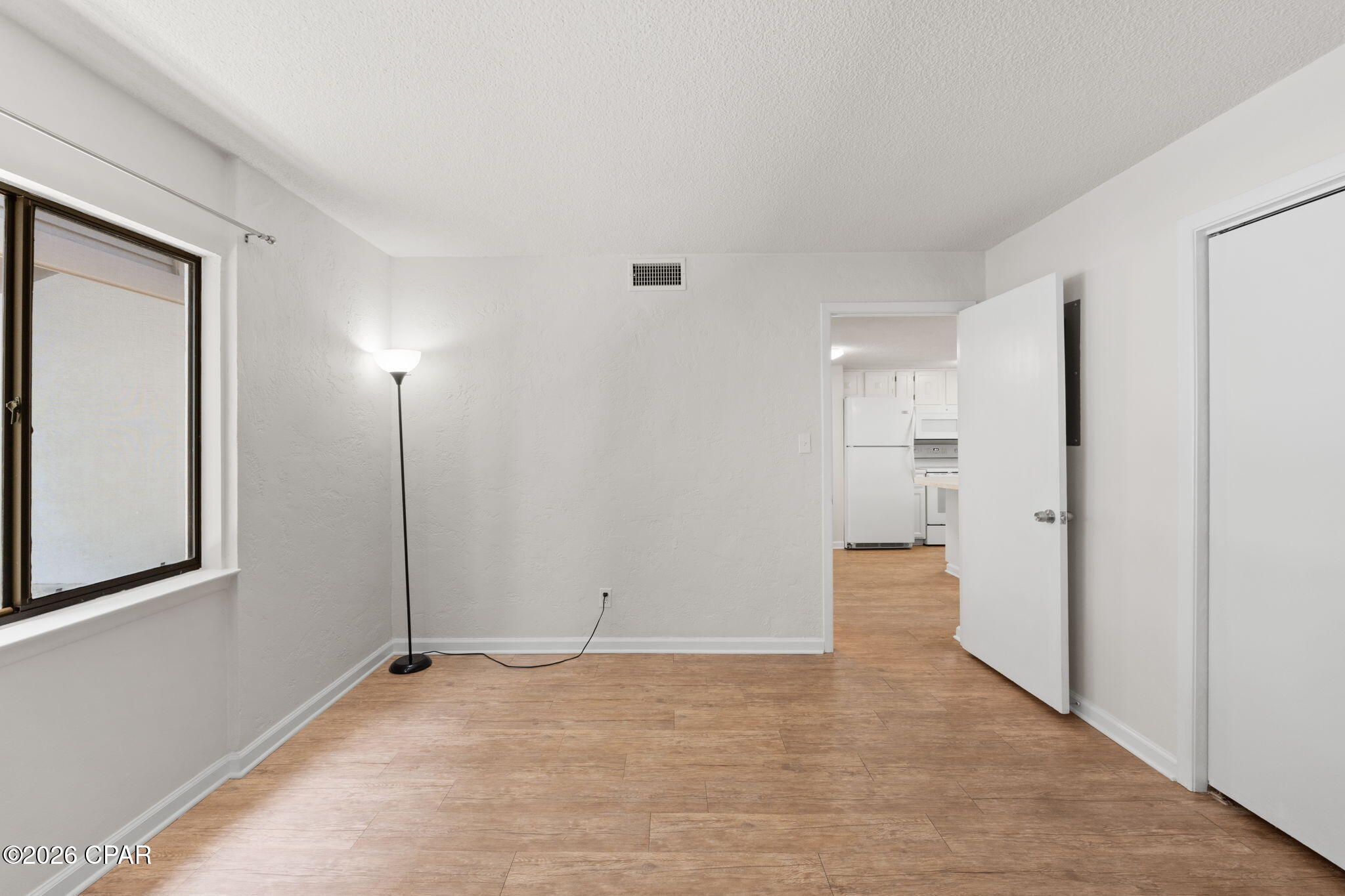 Image 10 For 6901 Lagoon Drive 33