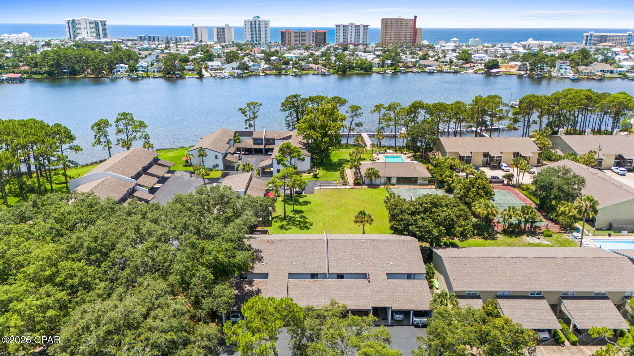 Image 3 For 6901 Lagoon Drive 33