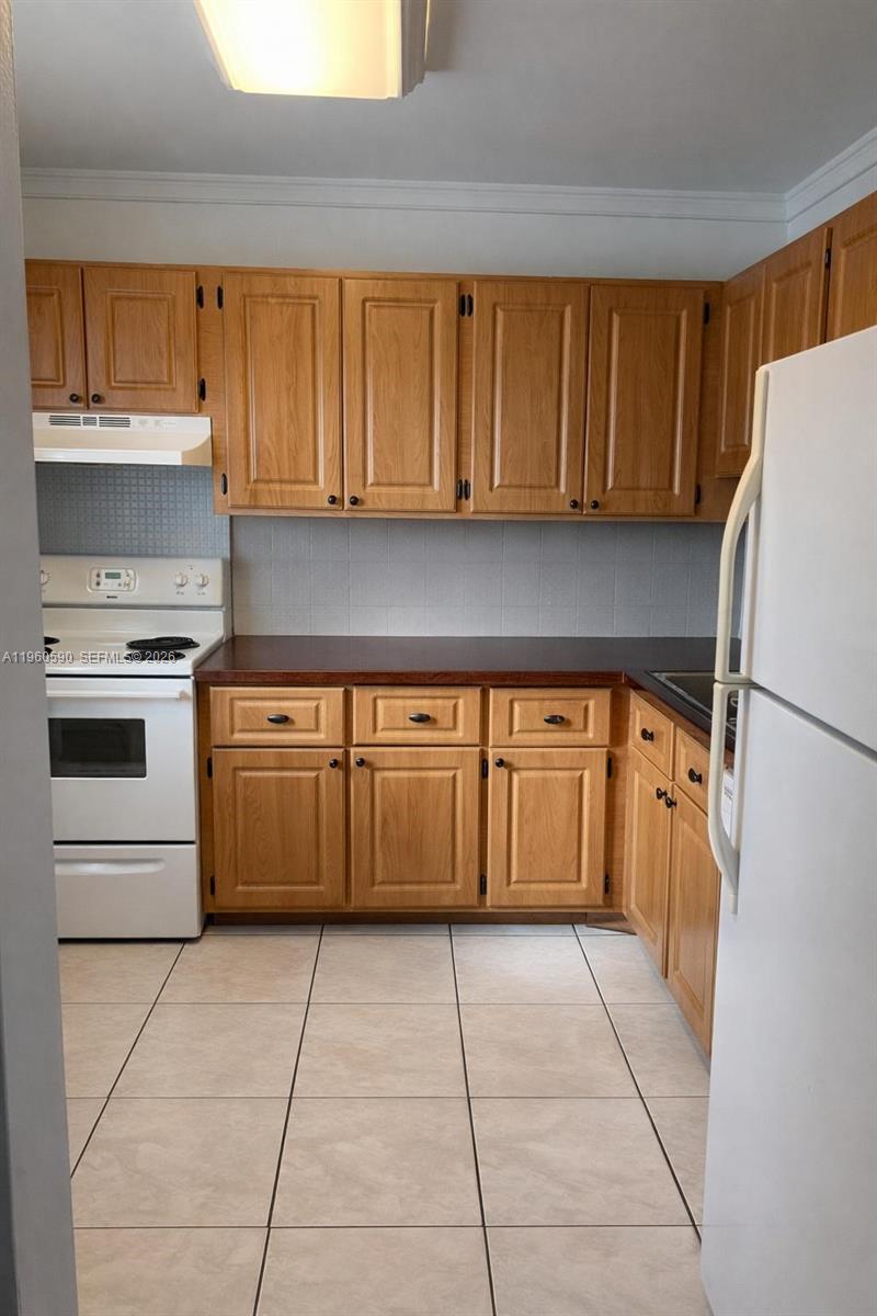 Property photo # 8
