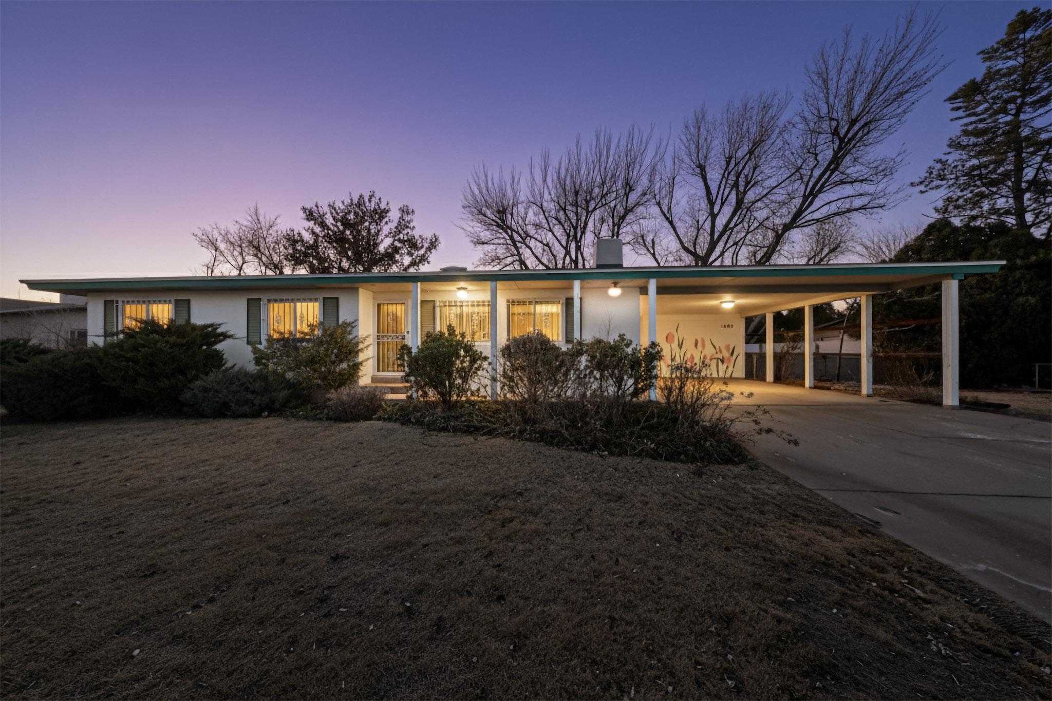 1608 McDonald Road, Albuquerque NM 87107