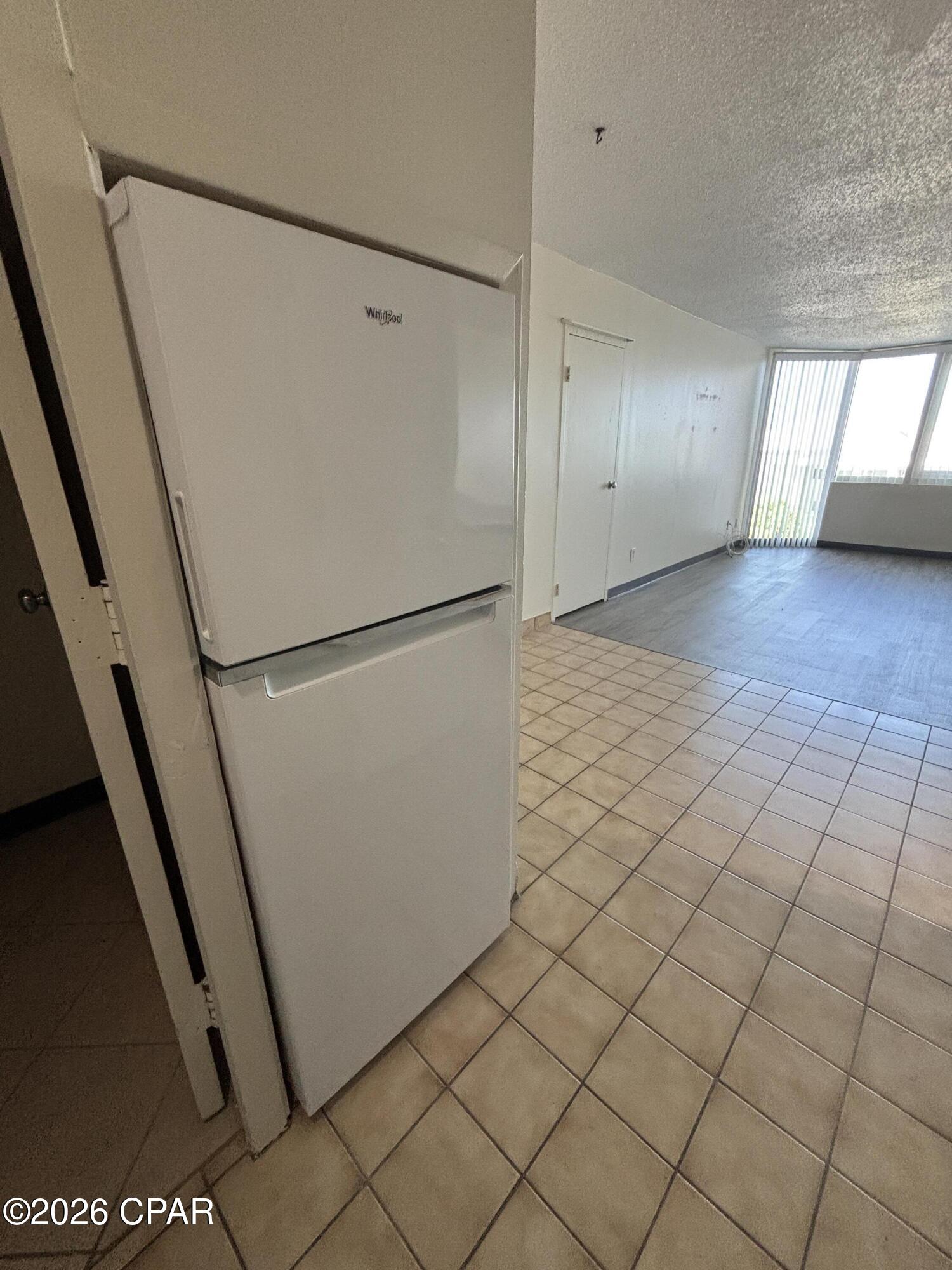 Image 5 For 8817 Thomas Drive 404