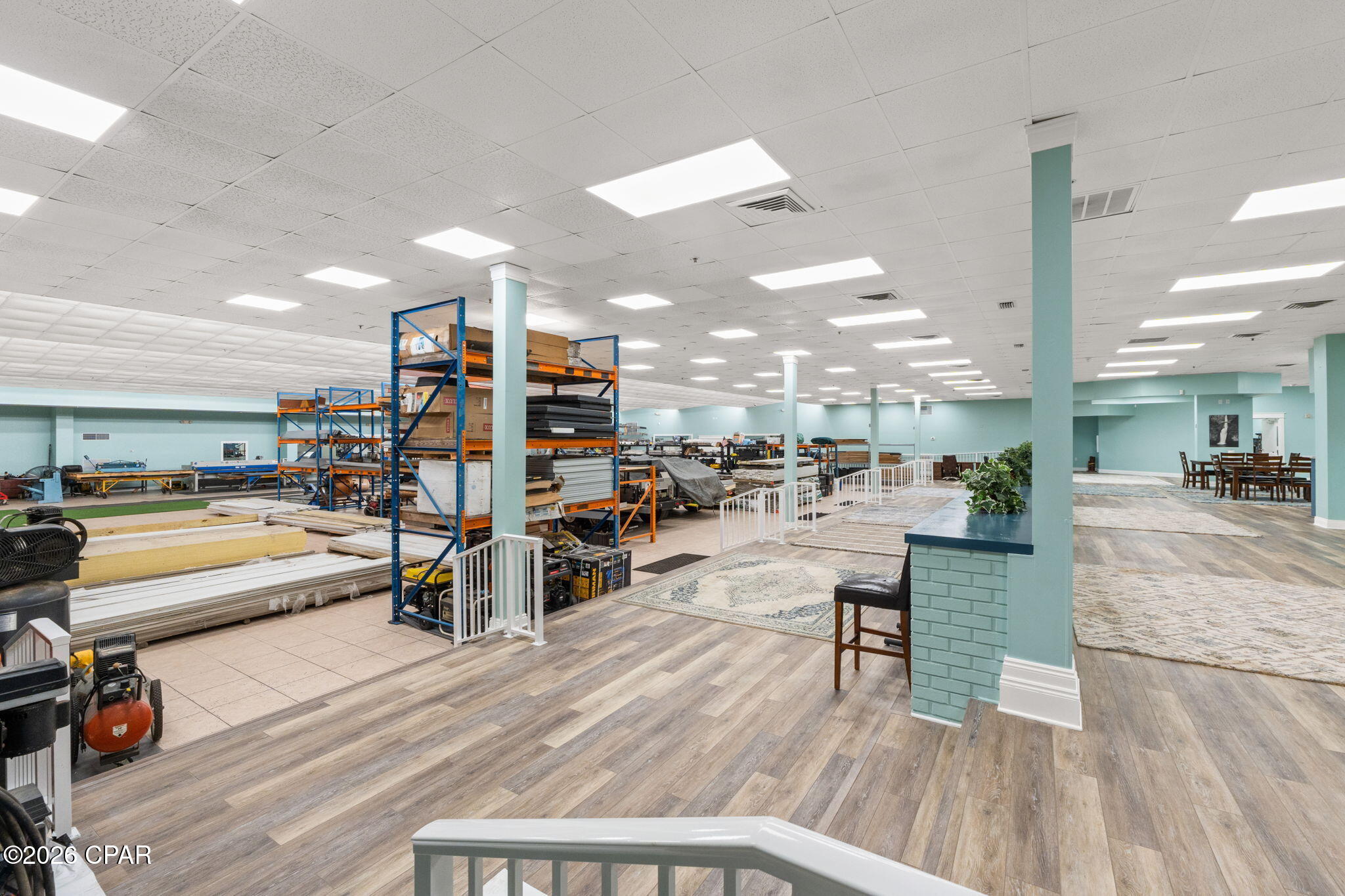 Listing photo id 49 for 5420 Hickory Street