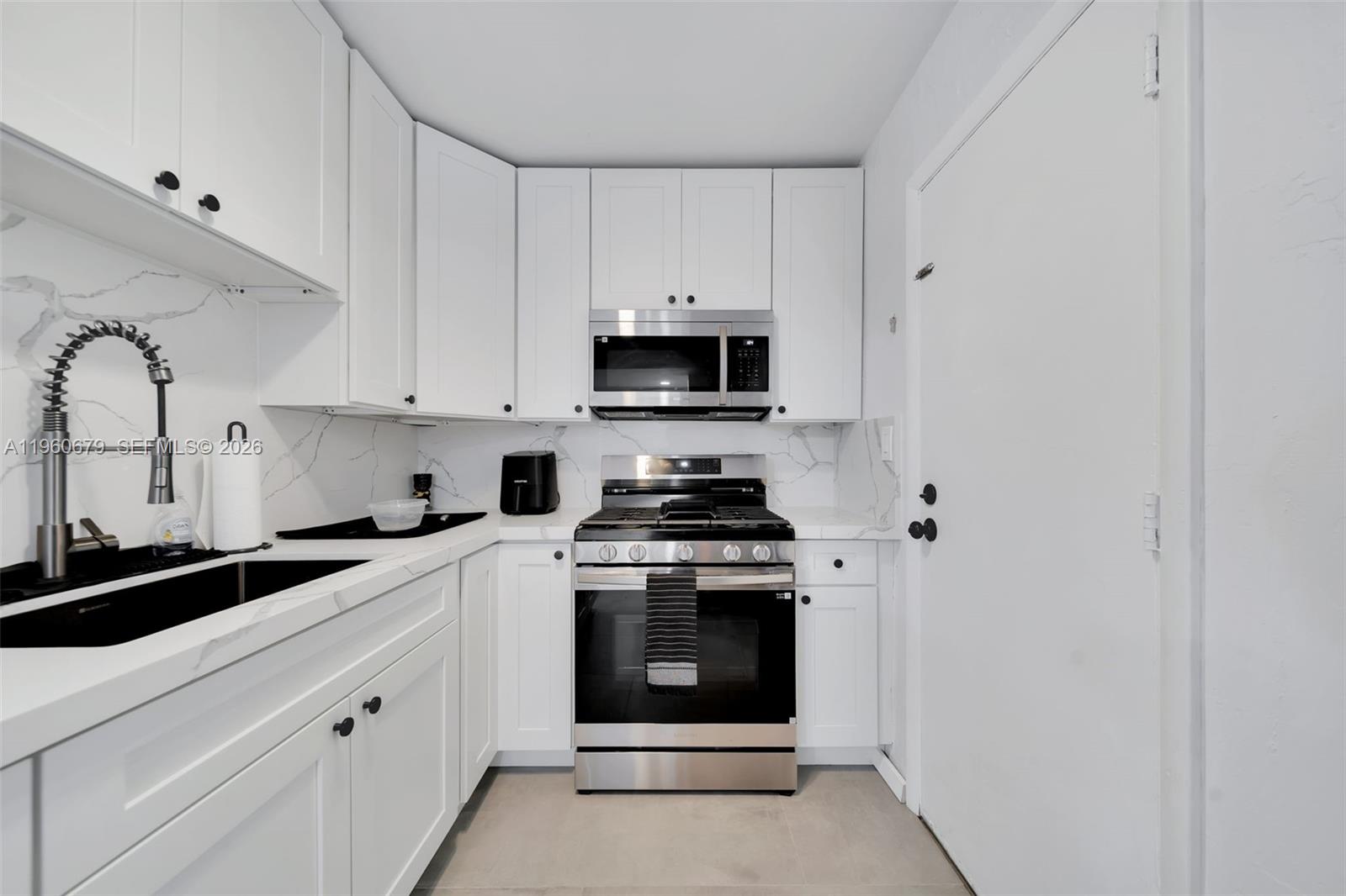 Homes for sale in Pinecrest, FL | 6900 N Kendall Dr #A303, Pinecrest, FL 33156 | MLS# A11960679