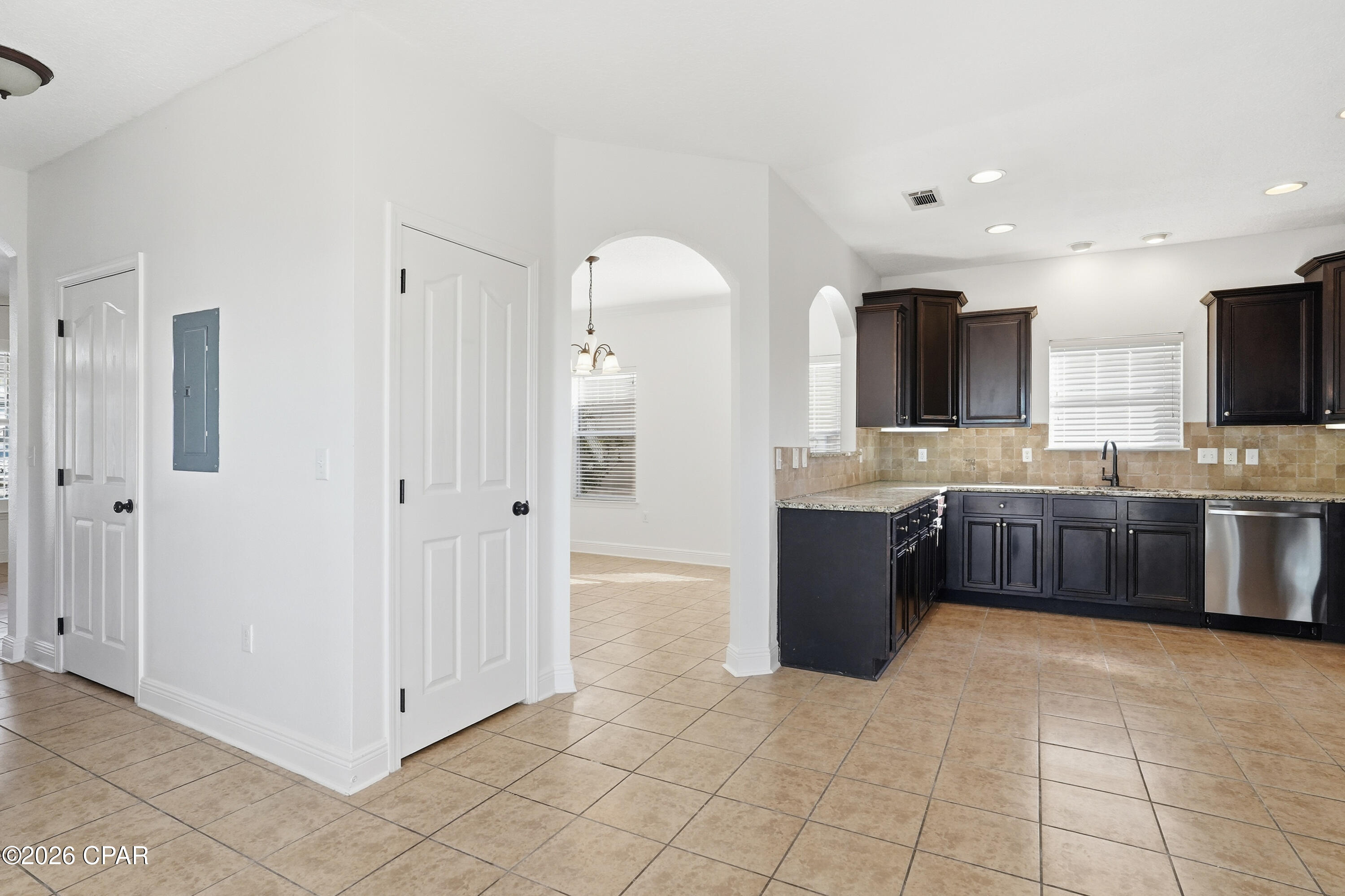 Image 11 For 323 Madison Circle