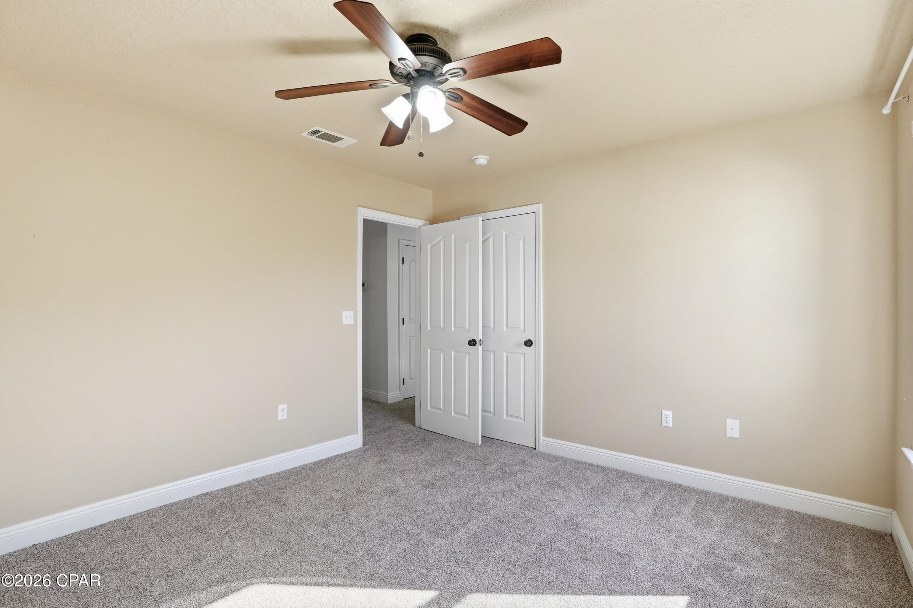 Image 18 For 323 Madison Circle