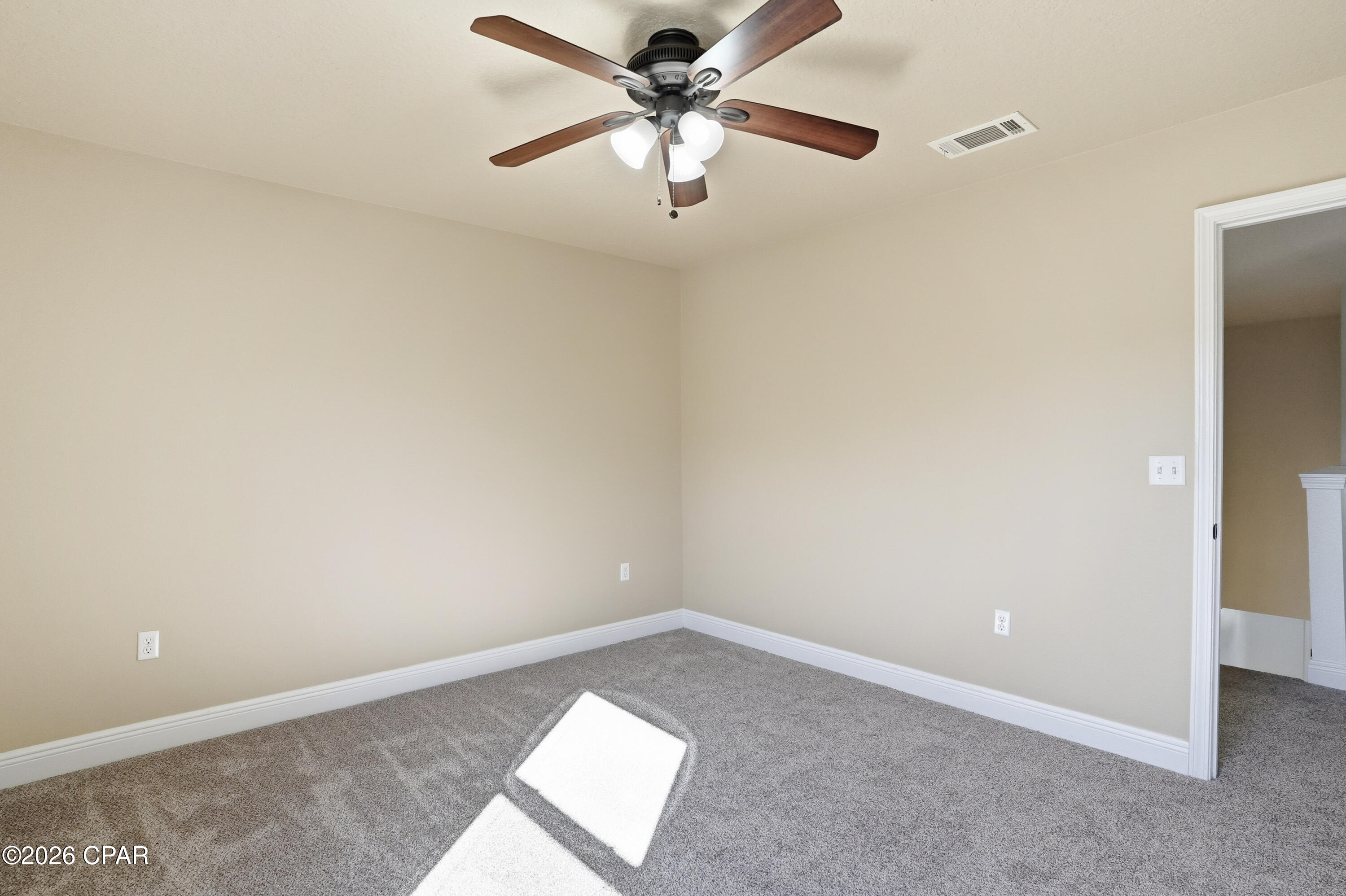 Image 20 For 323 Madison Circle