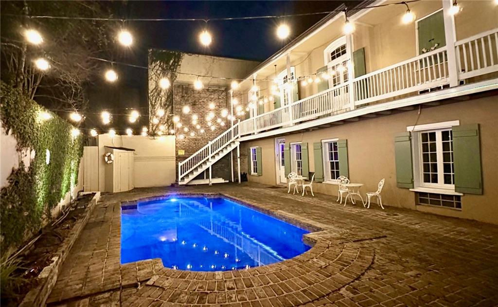 618 Dauphine Street 1C