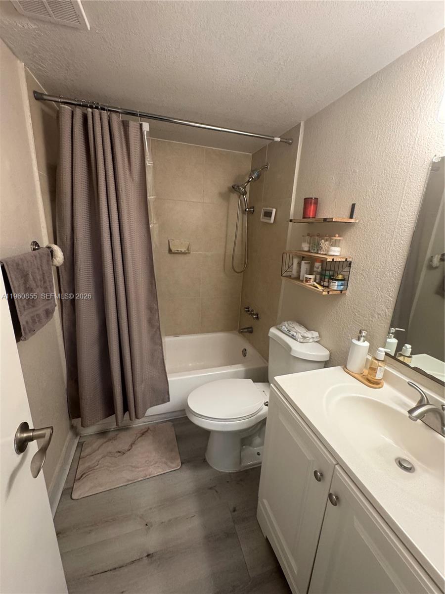Property photo # 4