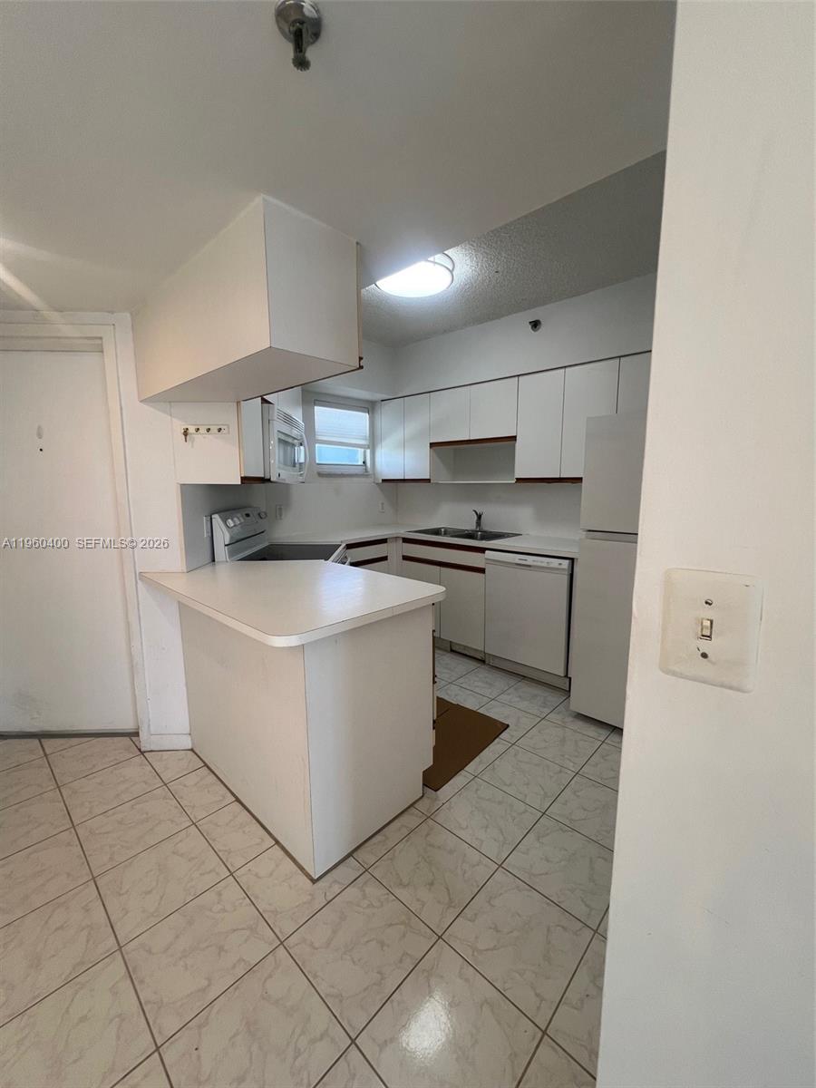 Homes for sale in Surfside, FL | 9156 Collins Ave, Surfside, FL 33154