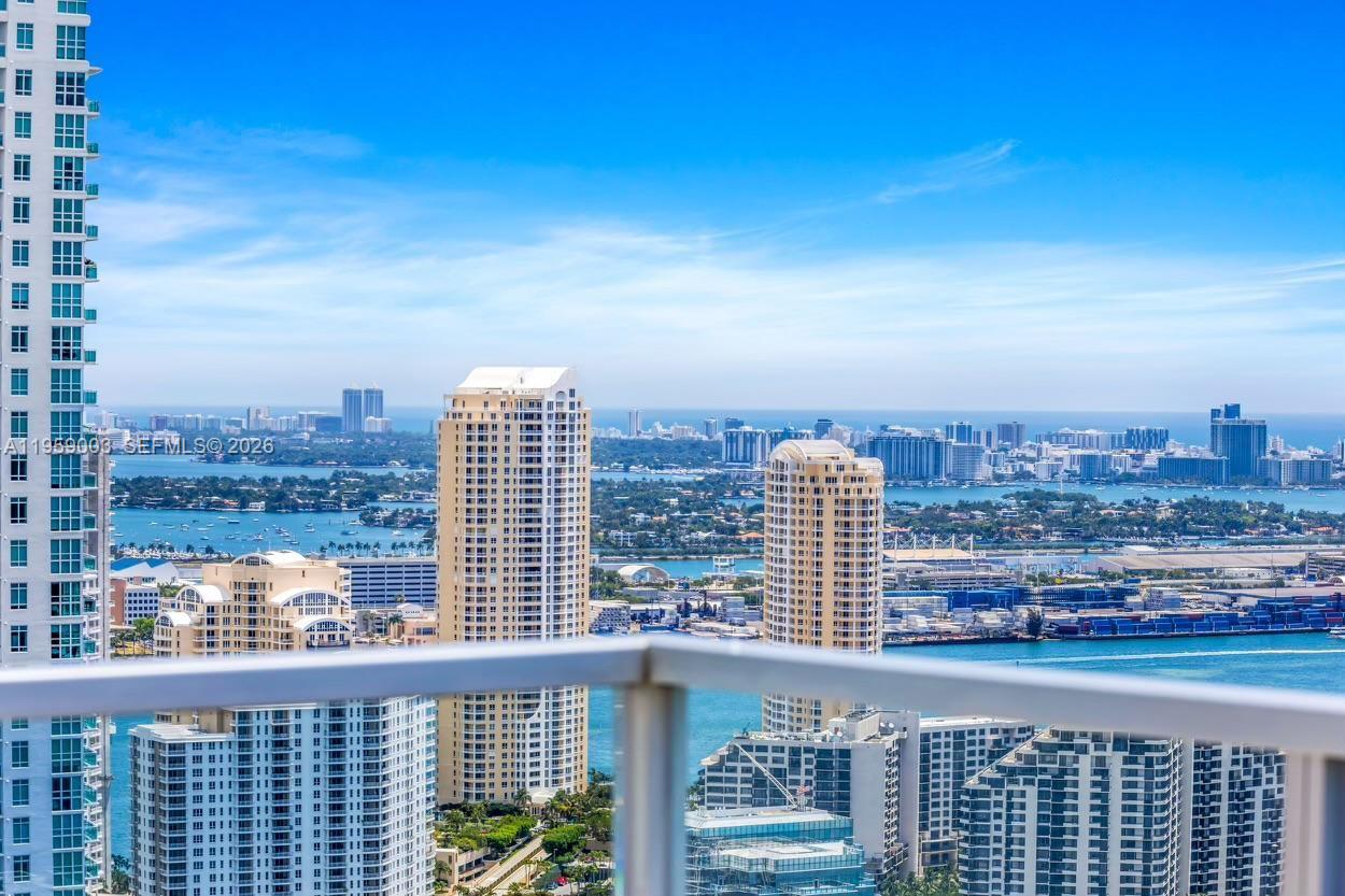 1060 Brickell Condo