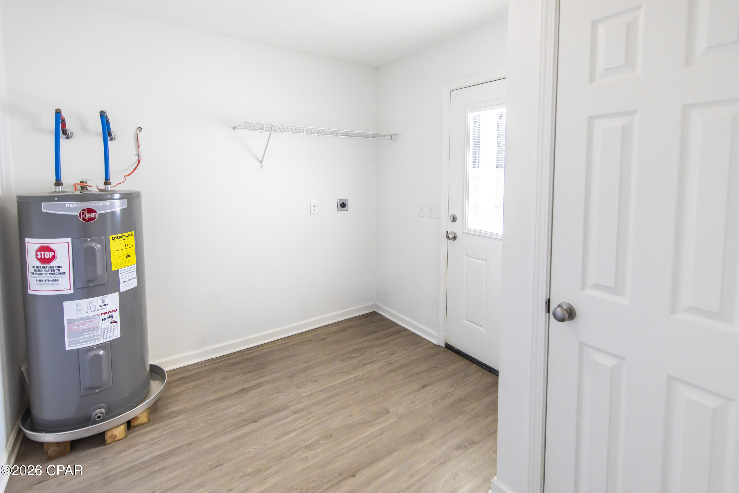 Image 13 For 4942 Oak Avenue