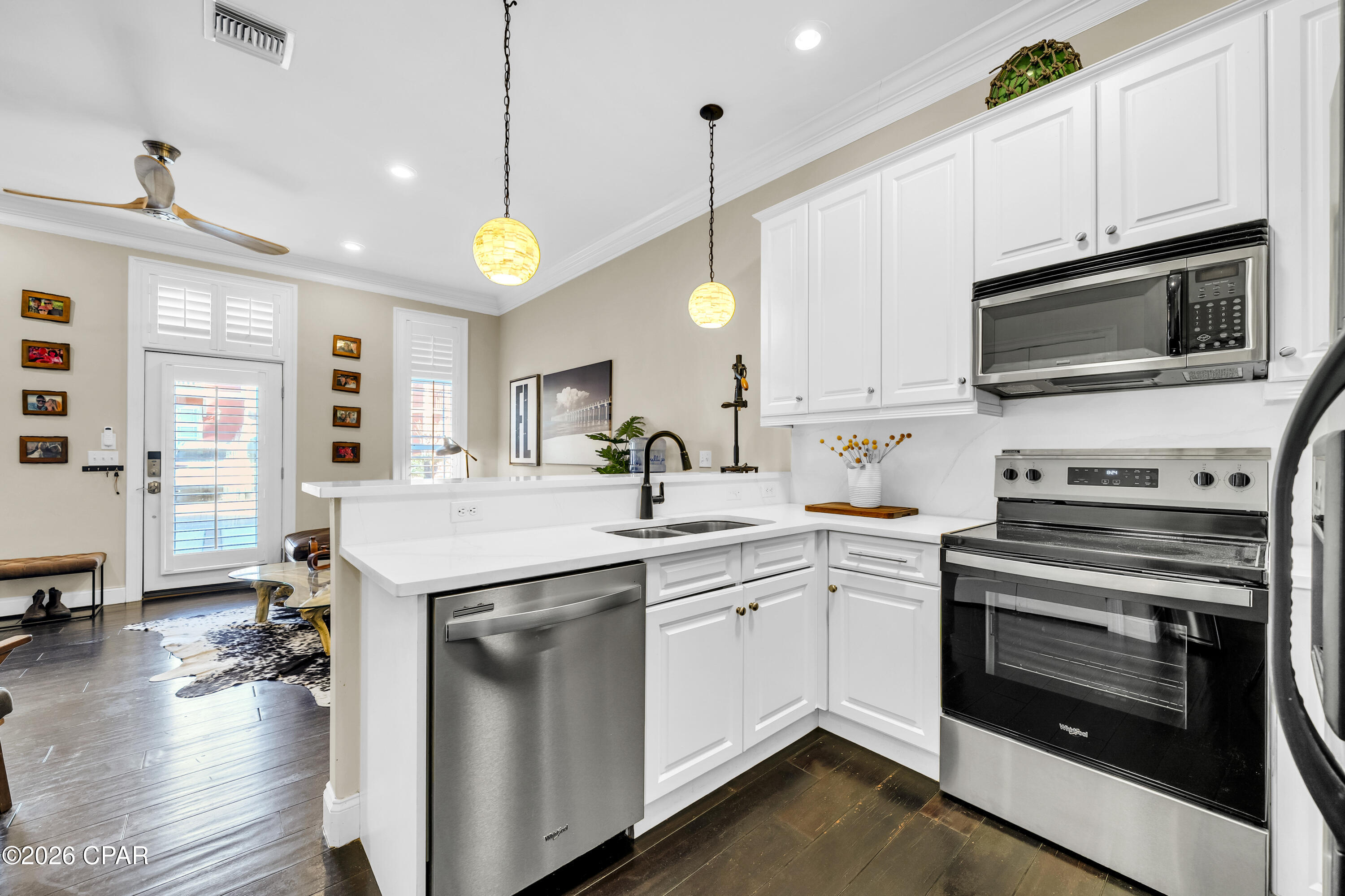 Image 8 For 100 Downing Street 10