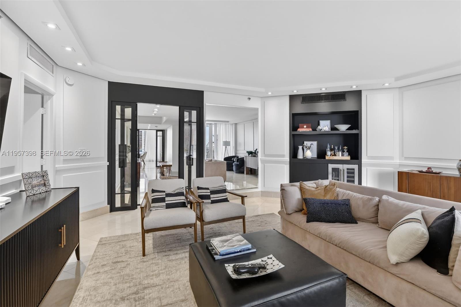 7000 Isl Blvd Williams Is