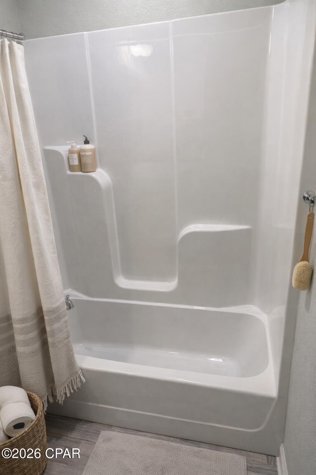 Image 8 For 7133 Leisure Street