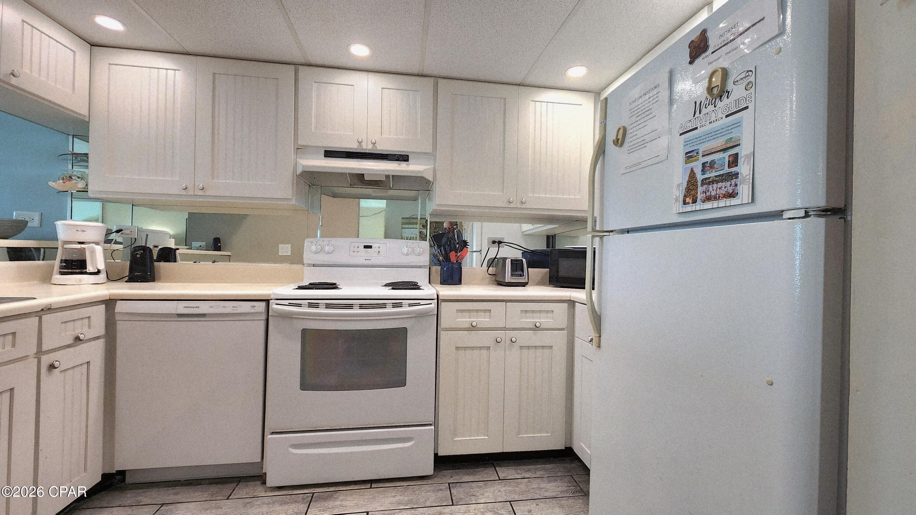 Image 8 For 6213 Thomas Drive 506