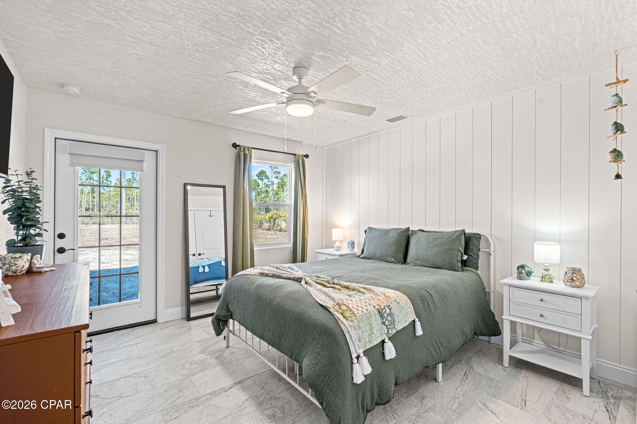 Listing photo id 28 for 54 1st Street