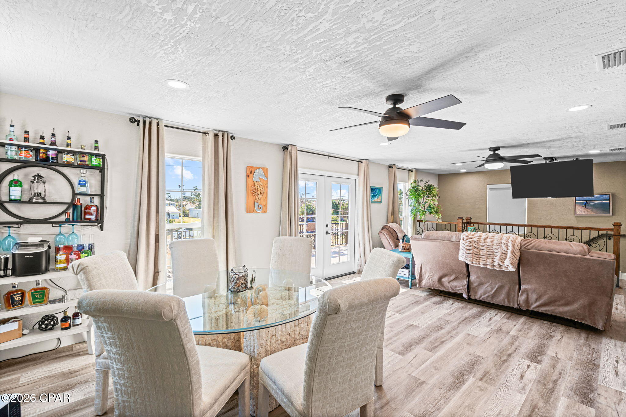 Listing photo id 35 for 54 1st Street