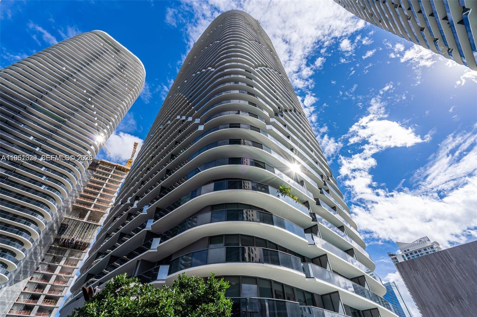 Brickell Heights East Con