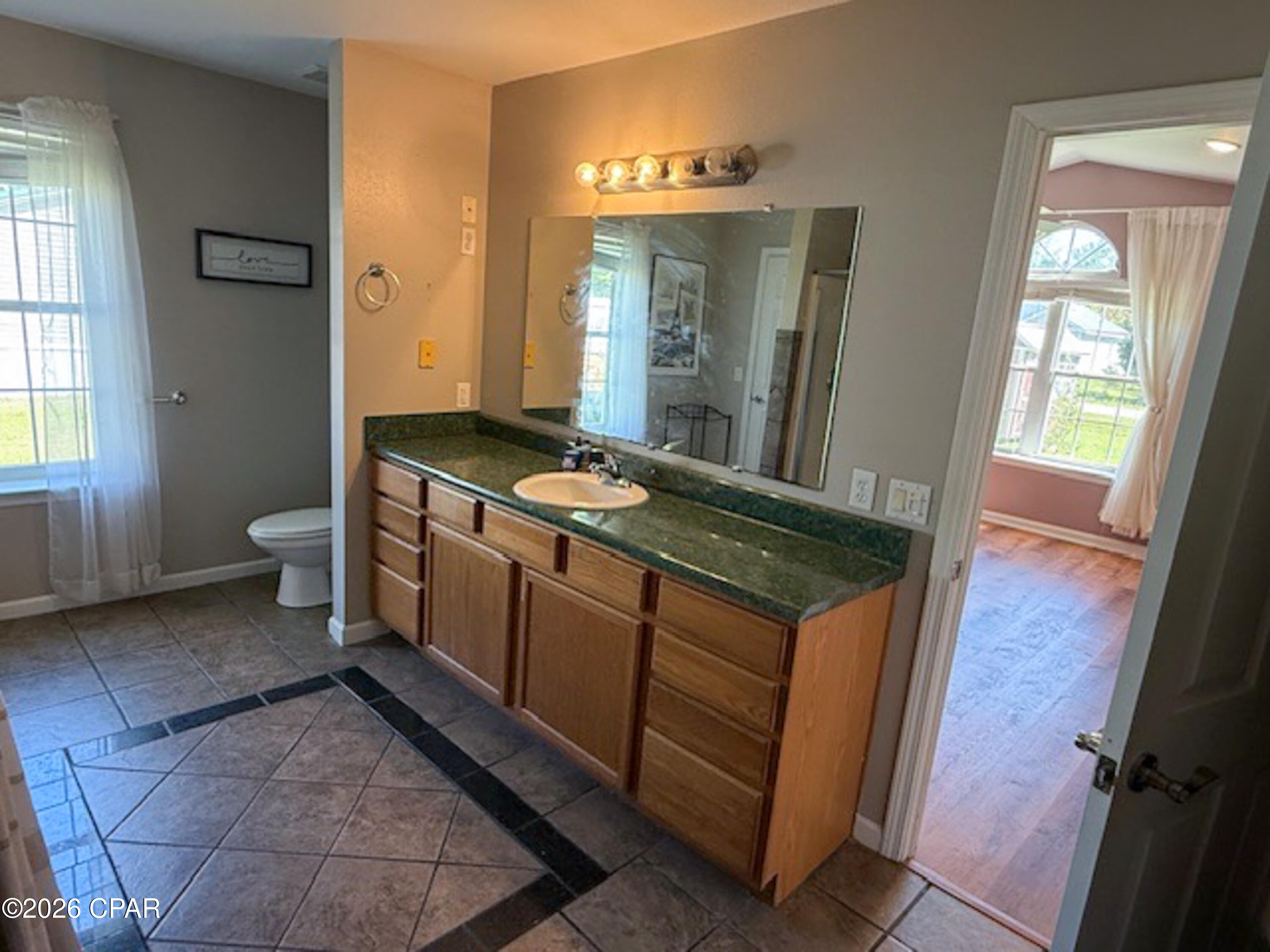 Image 16 For 469 Old Bay City Road