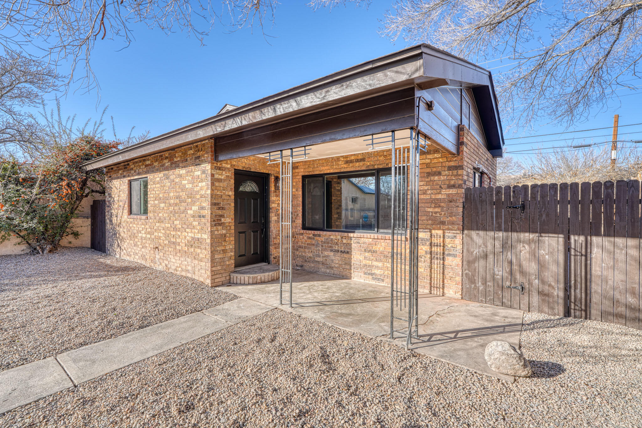 2nd image of 1111 Iron Ave Sw, Albuquerque, NM 87102 | MLS# 1097982