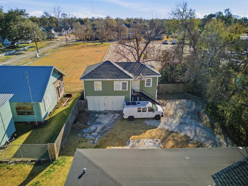 721 Moss Street — photo 4