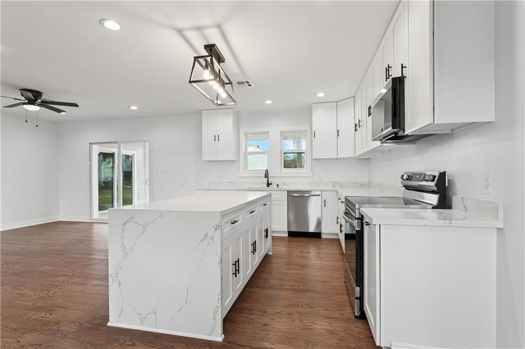 Homes for sale in Luling, LA | 412 Milling Ave, Luling, LA 70070 | MLS# 2542032