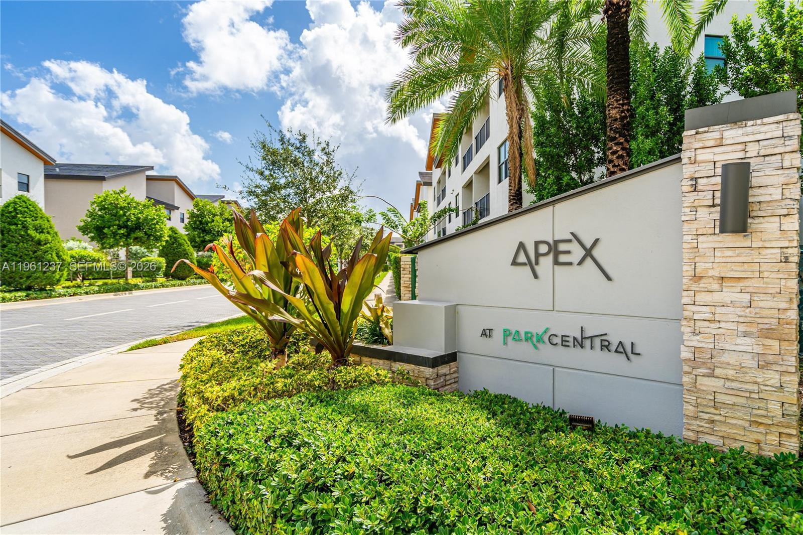 Apex At Park Central Cond