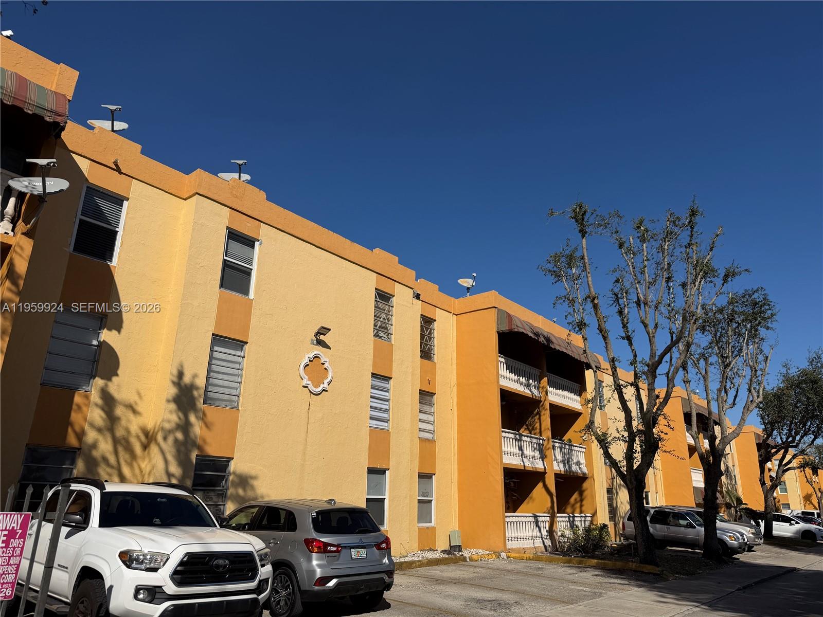 Bella Venezia Condo