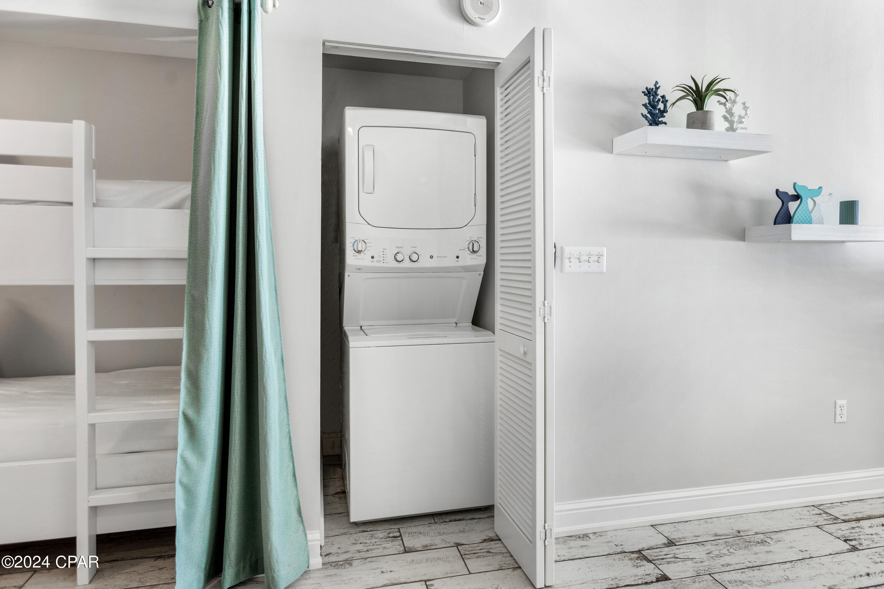 Image 36 For 15625 Front Beach Road 1404