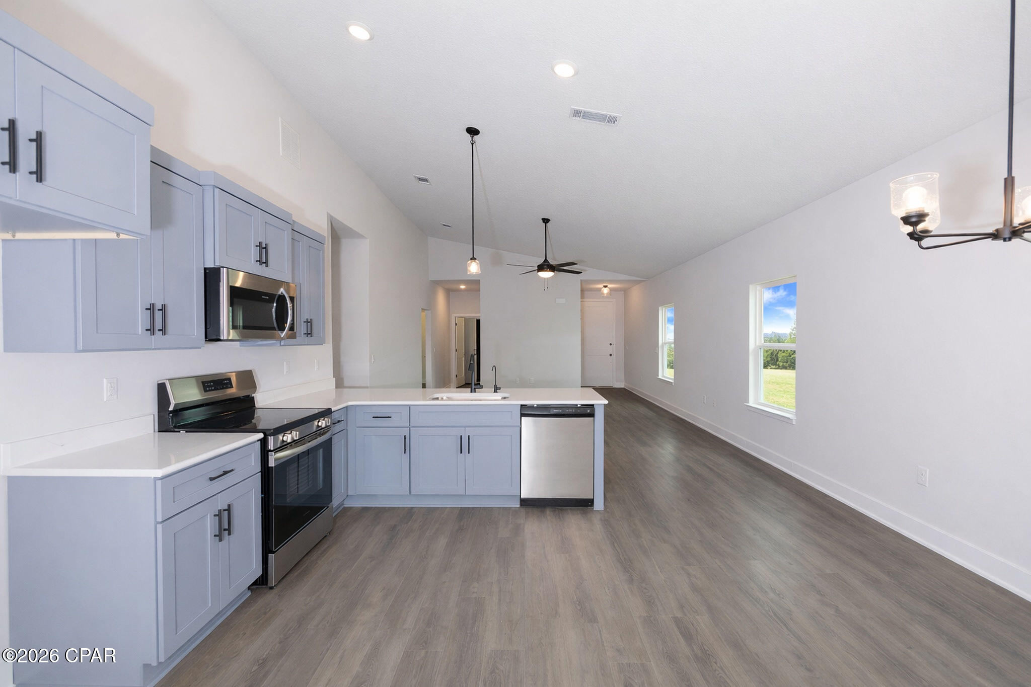 Image 6 For 7060 Traditions Drive