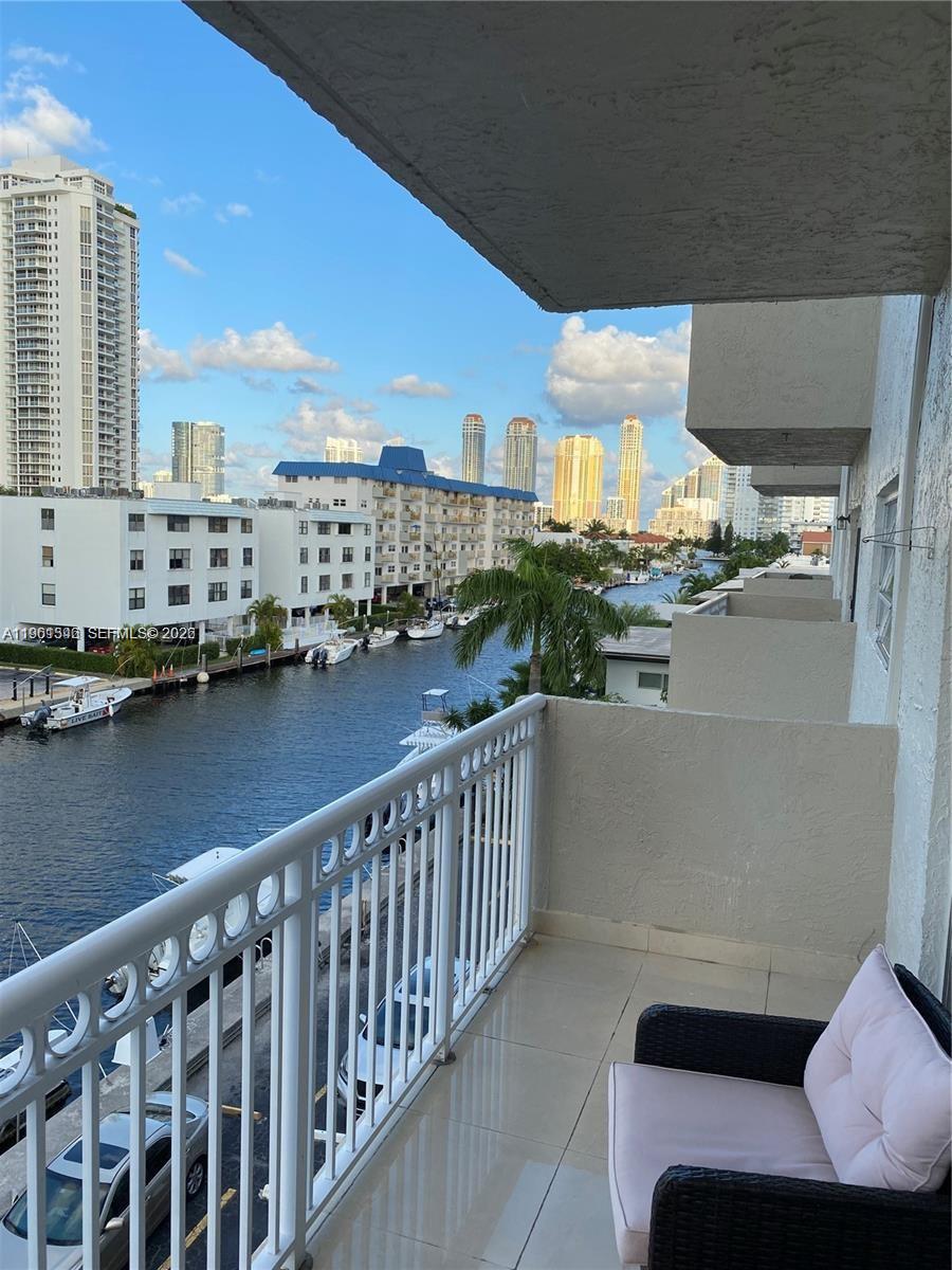 Bayview Point South Condo