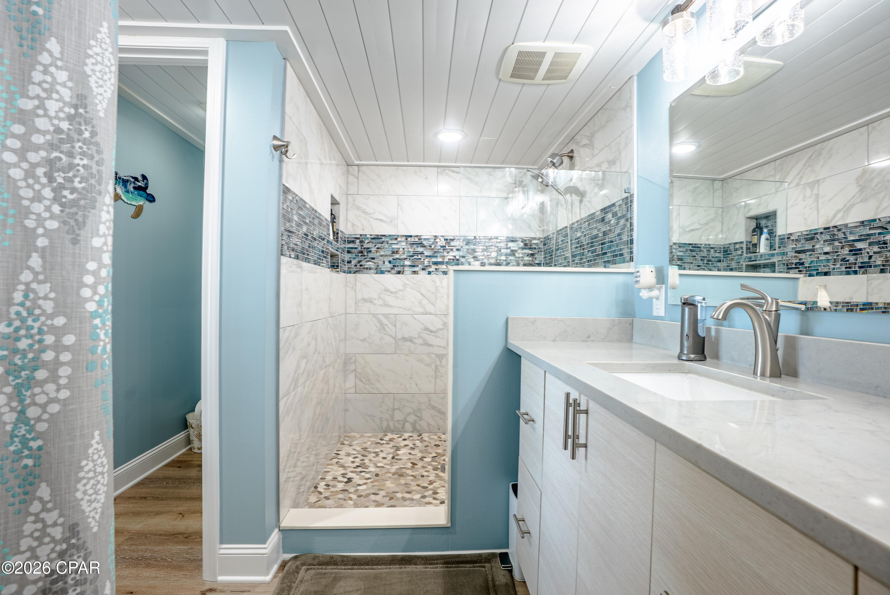 Image 35 For 22519 Front Beach Road  145