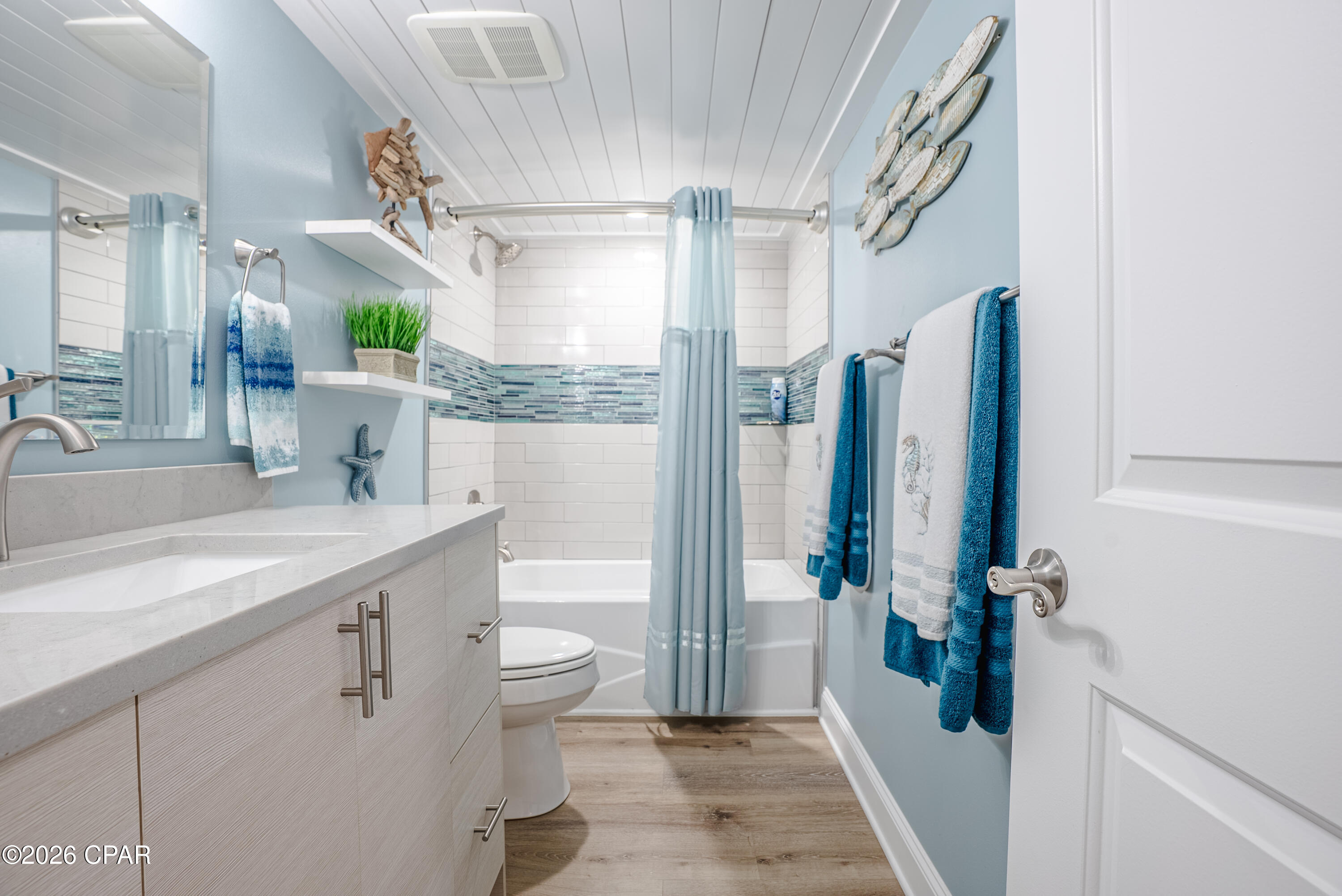 Image 43 For 22519 Front Beach Road  145